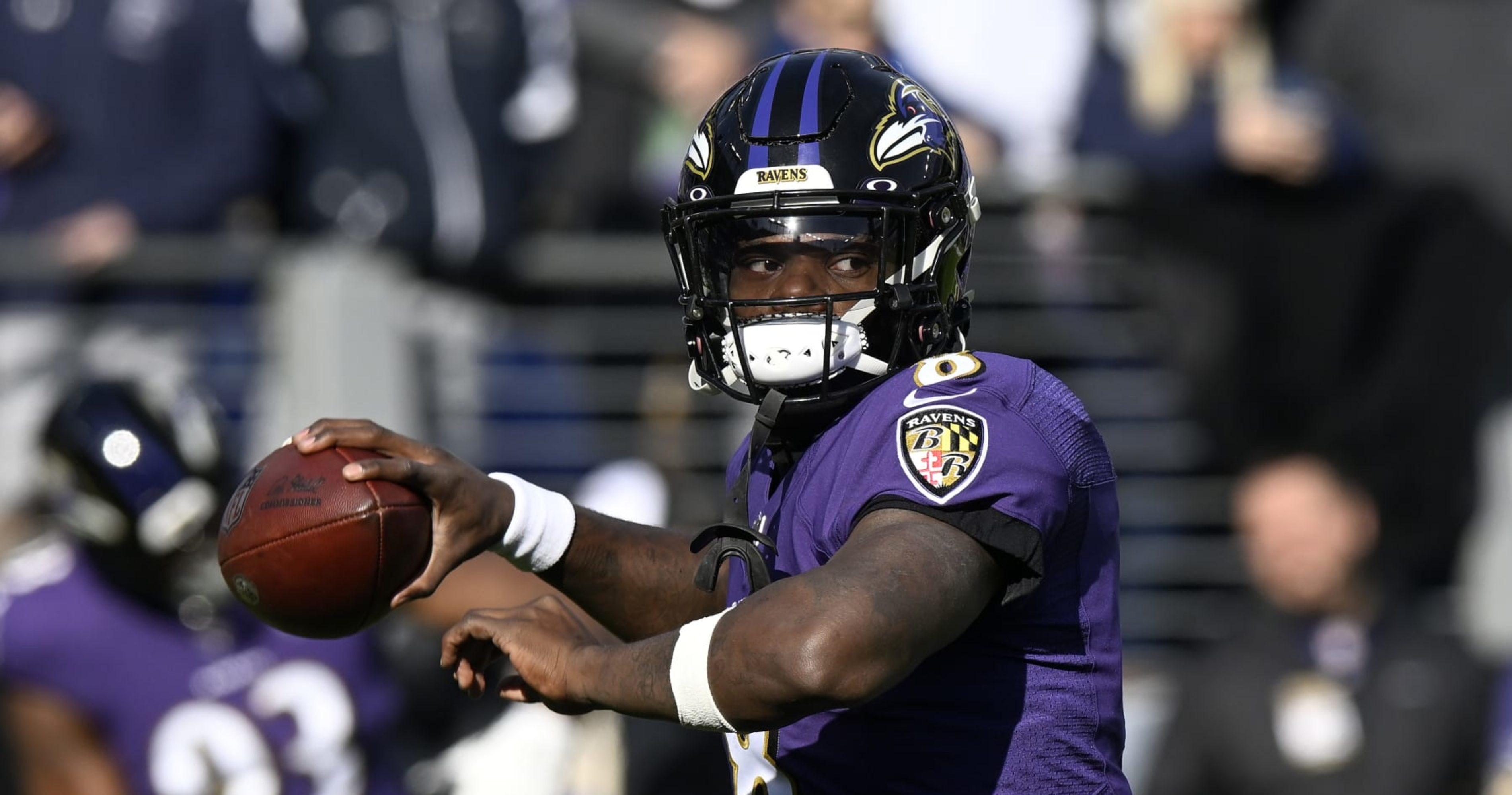 Compromise Key for Lamar Jackson, Ravens to Get Deal Done