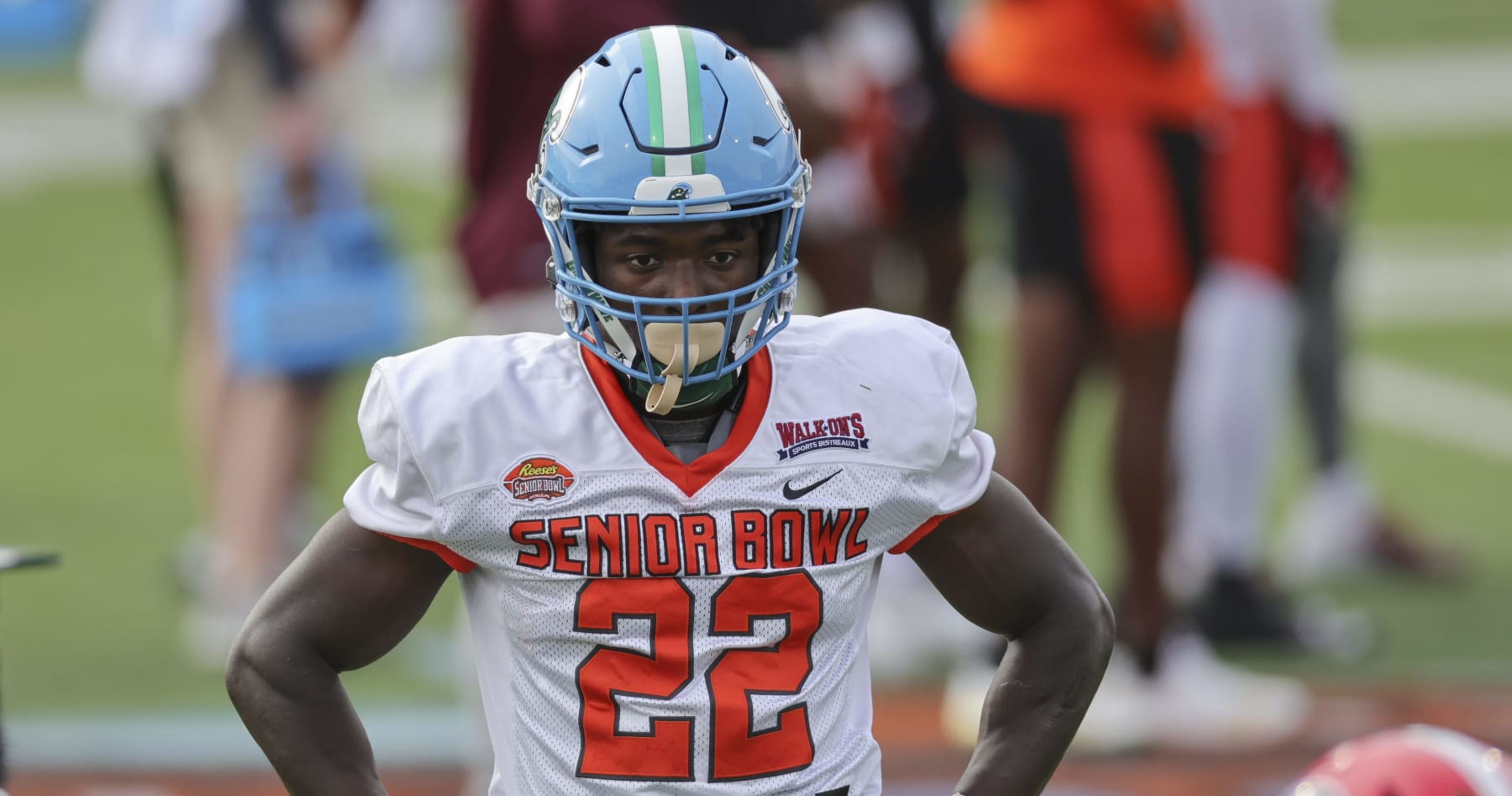 Cleveland Browns NFL Draft Picks & Grades 2022: Browns Get Bigger in the  Secondary and Stronger