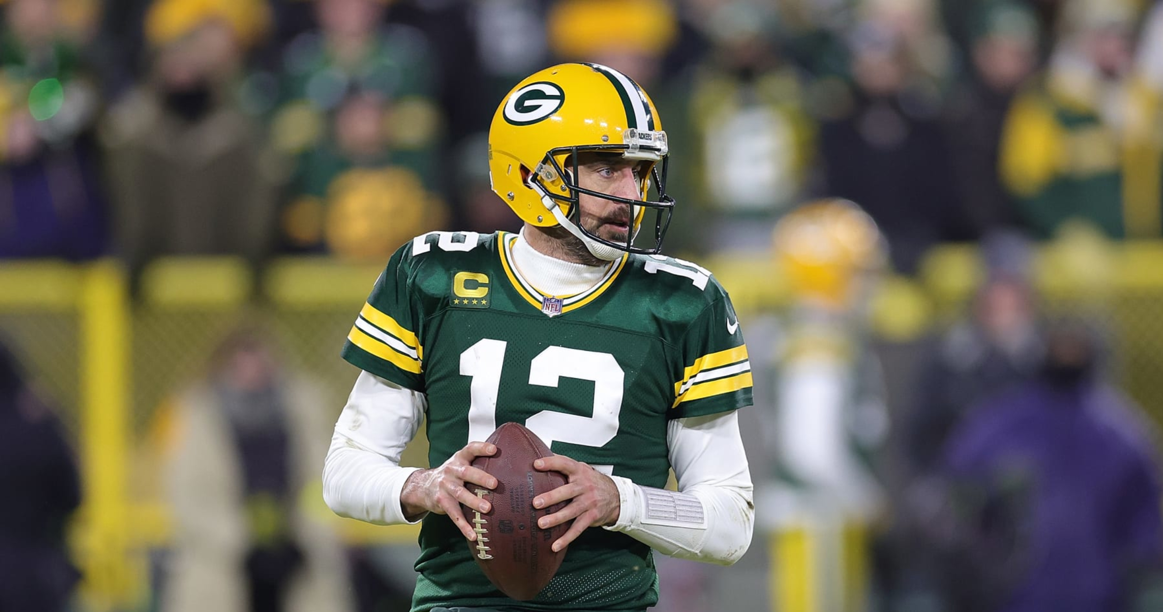 Aaron Rodgers traded to Jets in franchise-altering blockbuster