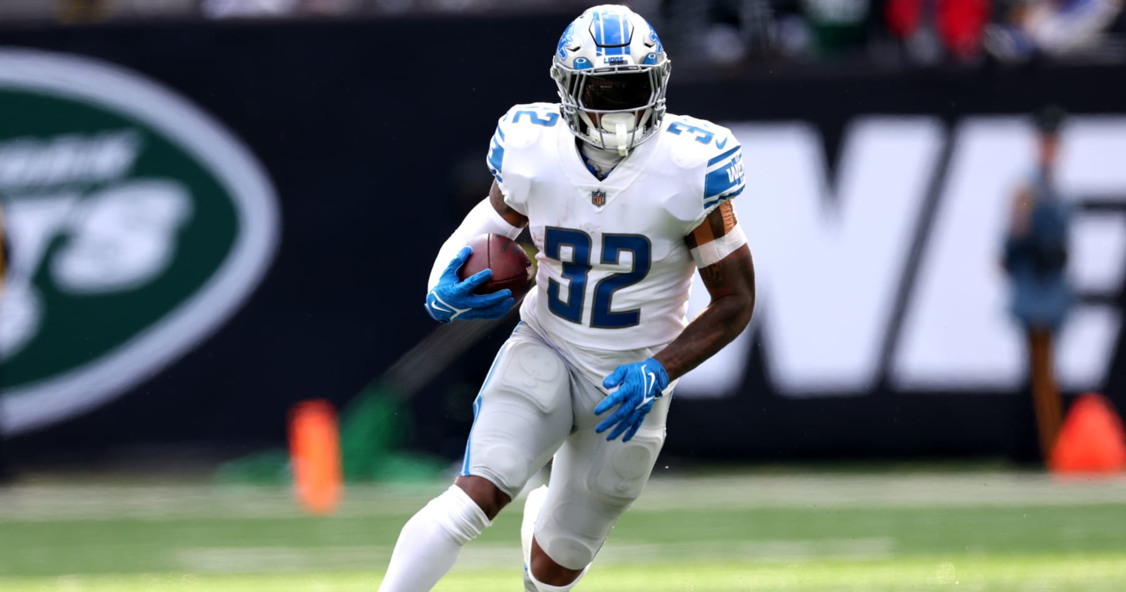 NFL Rumors: D'Andre Swift Traded to Eagles After Lions Draft Jahmyr Gibbs, News, Scores, Highlights, Stats, and Rumors