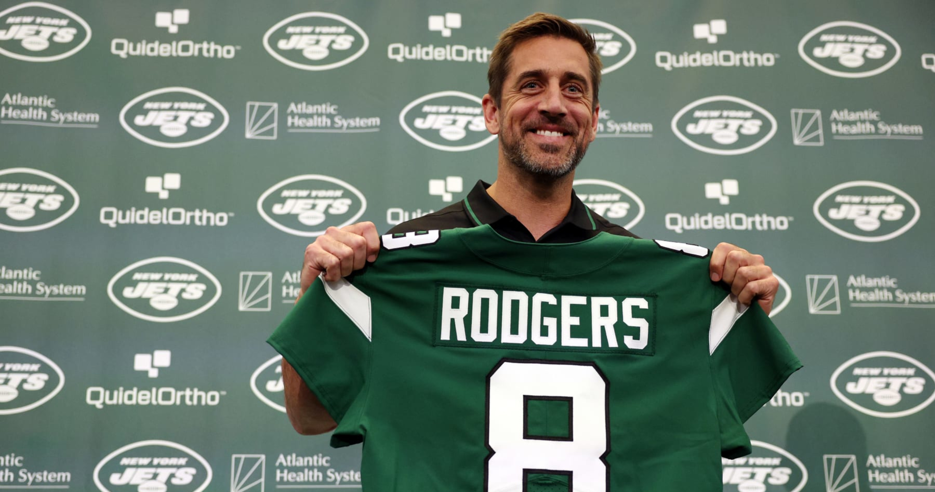 Aaron Rodgers traded to Jets in franchise-altering blockbuster