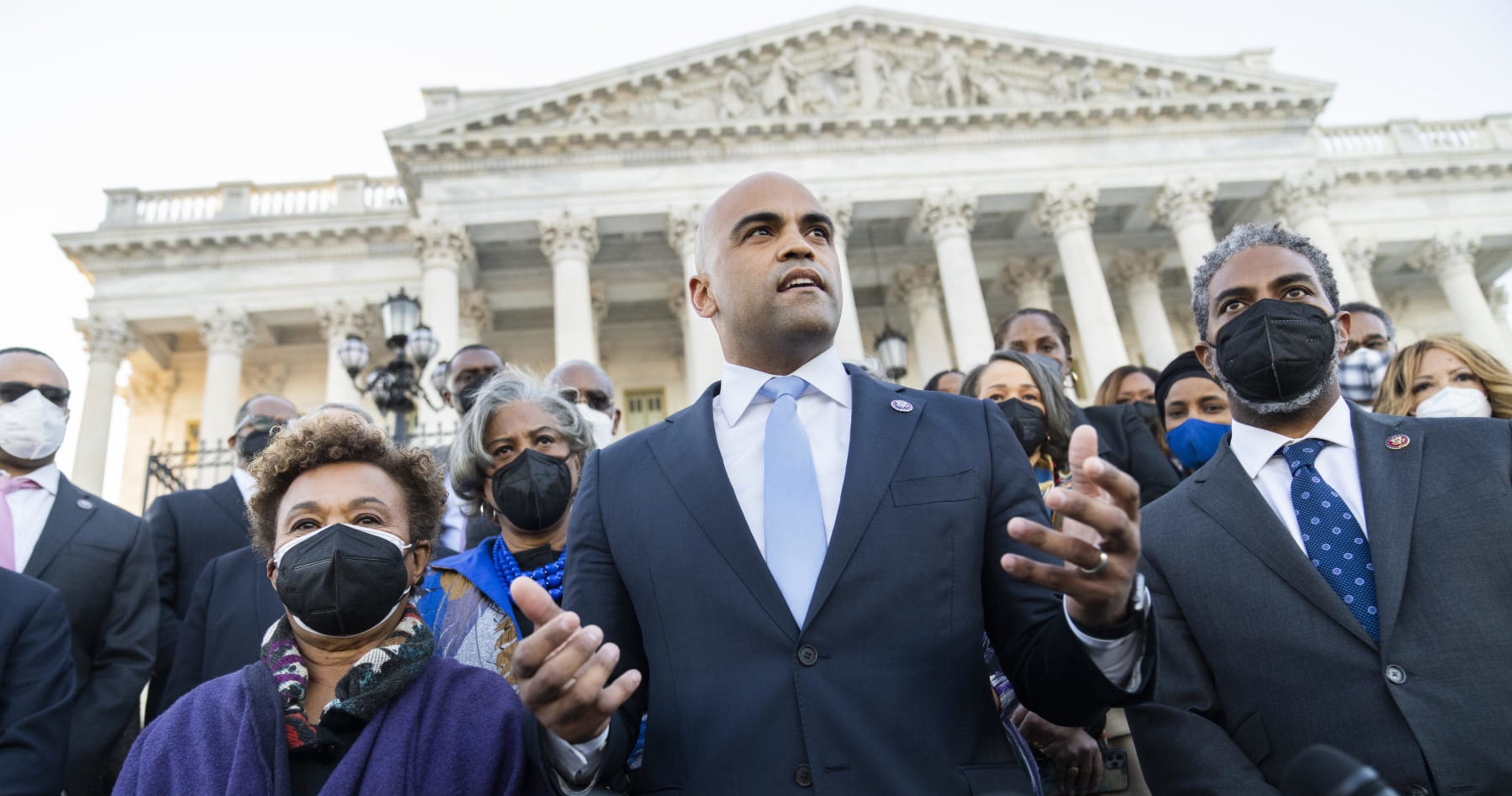 Former Titans LB Colin Allred Announces Run For U.S. Senate In Texas ...