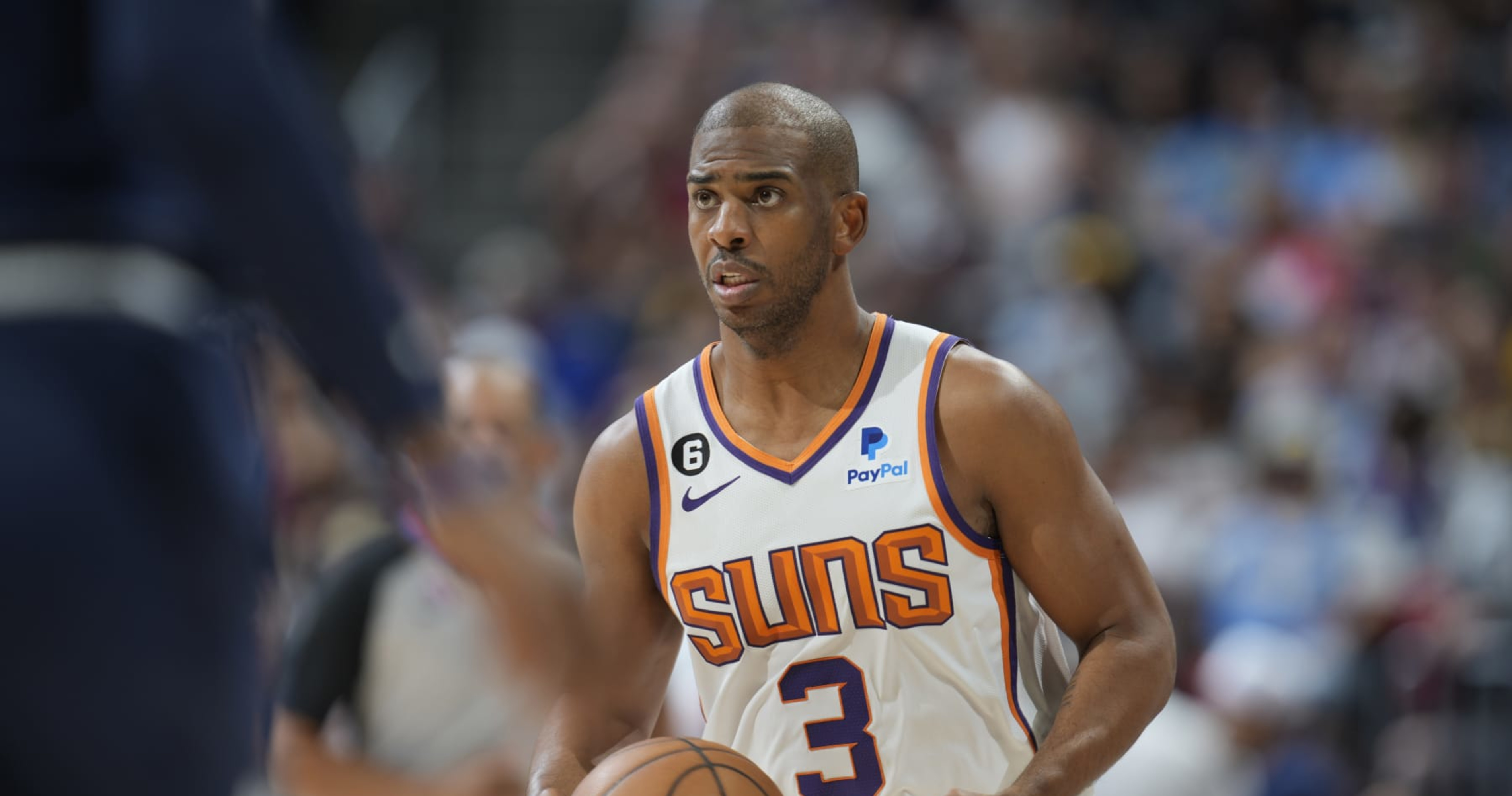 Suns' Chris Paul to miss at least a week with groin injury: Sources - The  Athletic