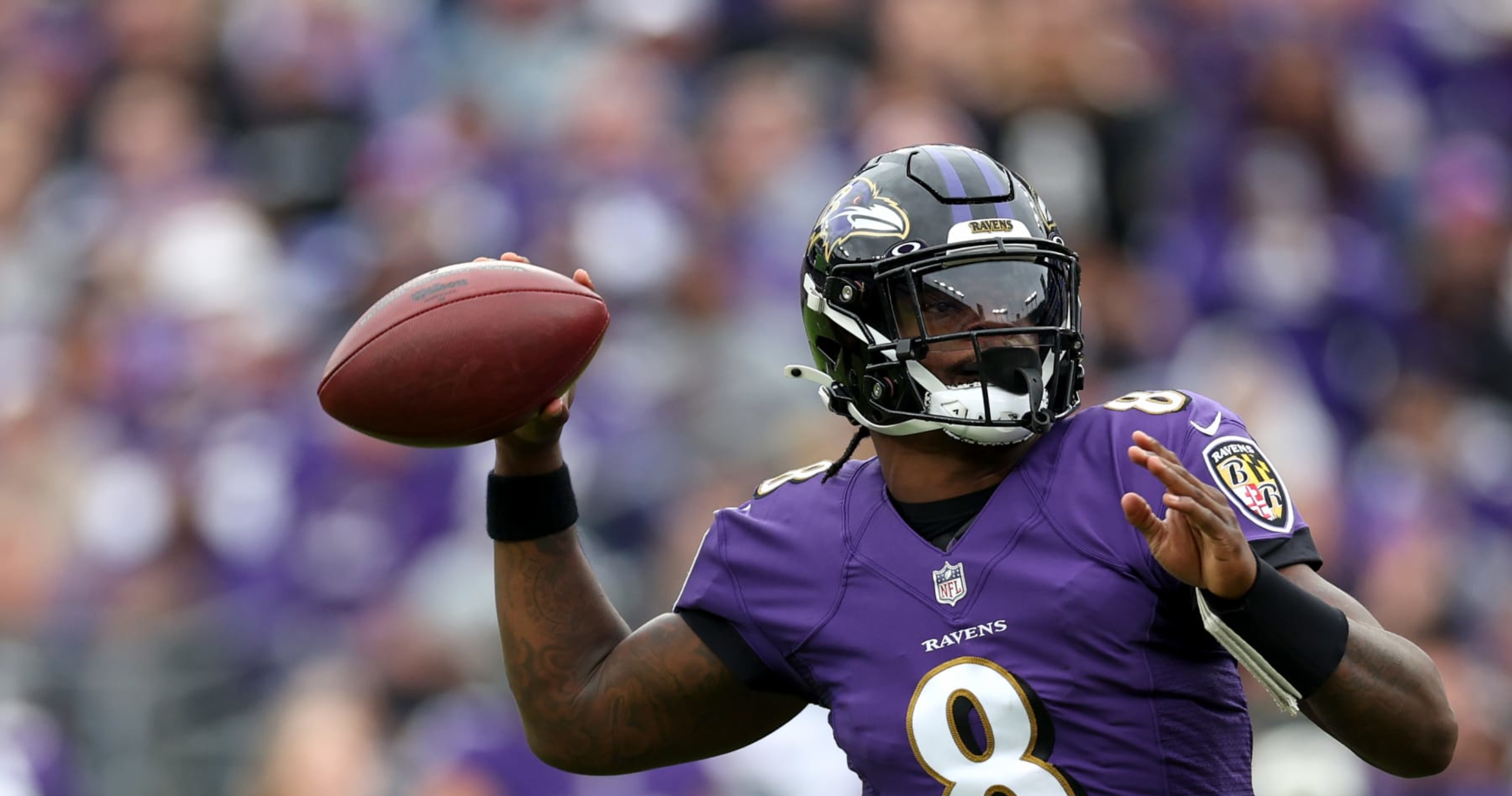 Ravens, Lamar Jackson agree to record-breaking $260 million