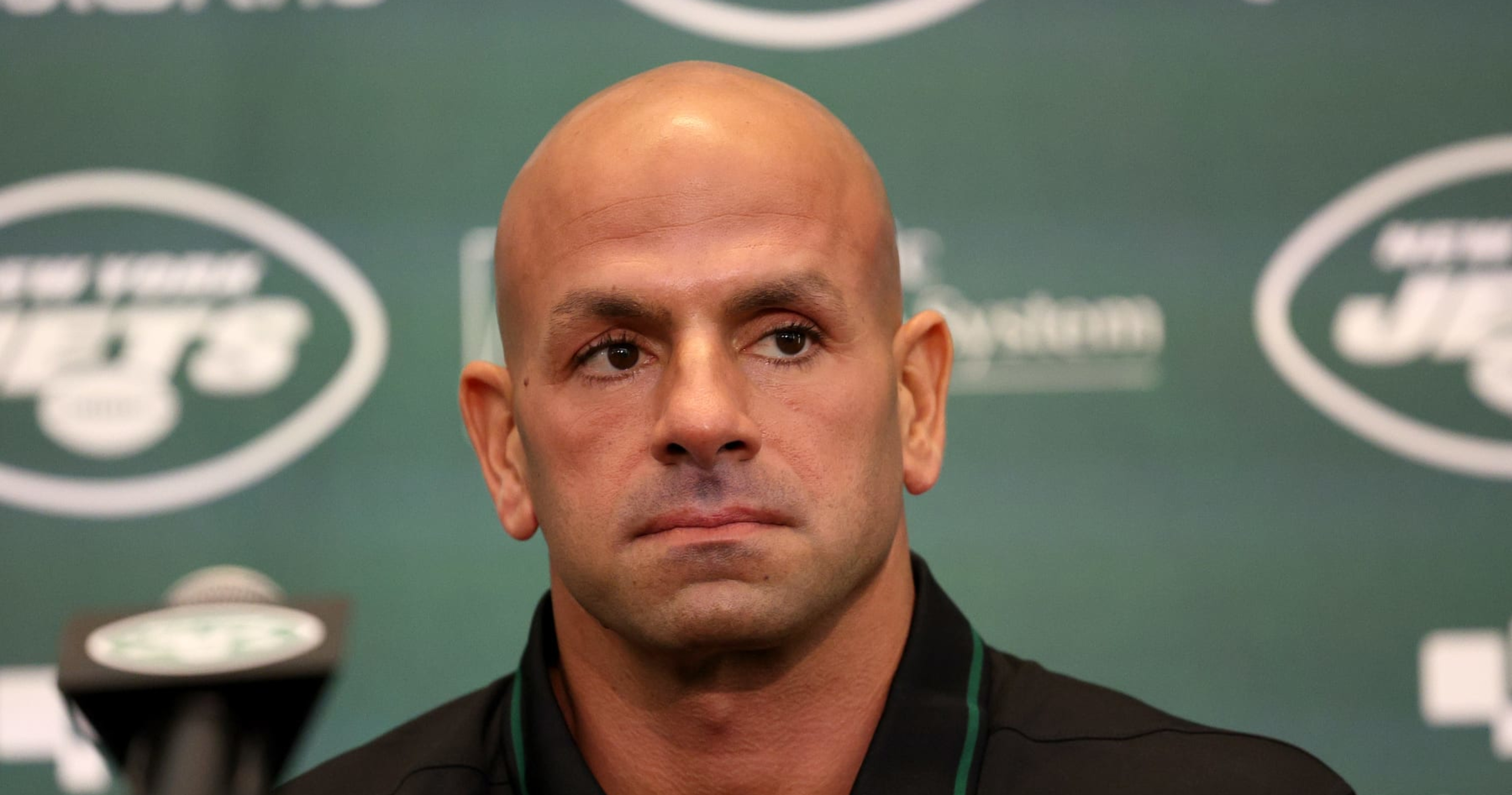 Robert Saleh addresses reports that Aaron Rodgers had wish list before  joining Jets: 'It's a silly narrative' 