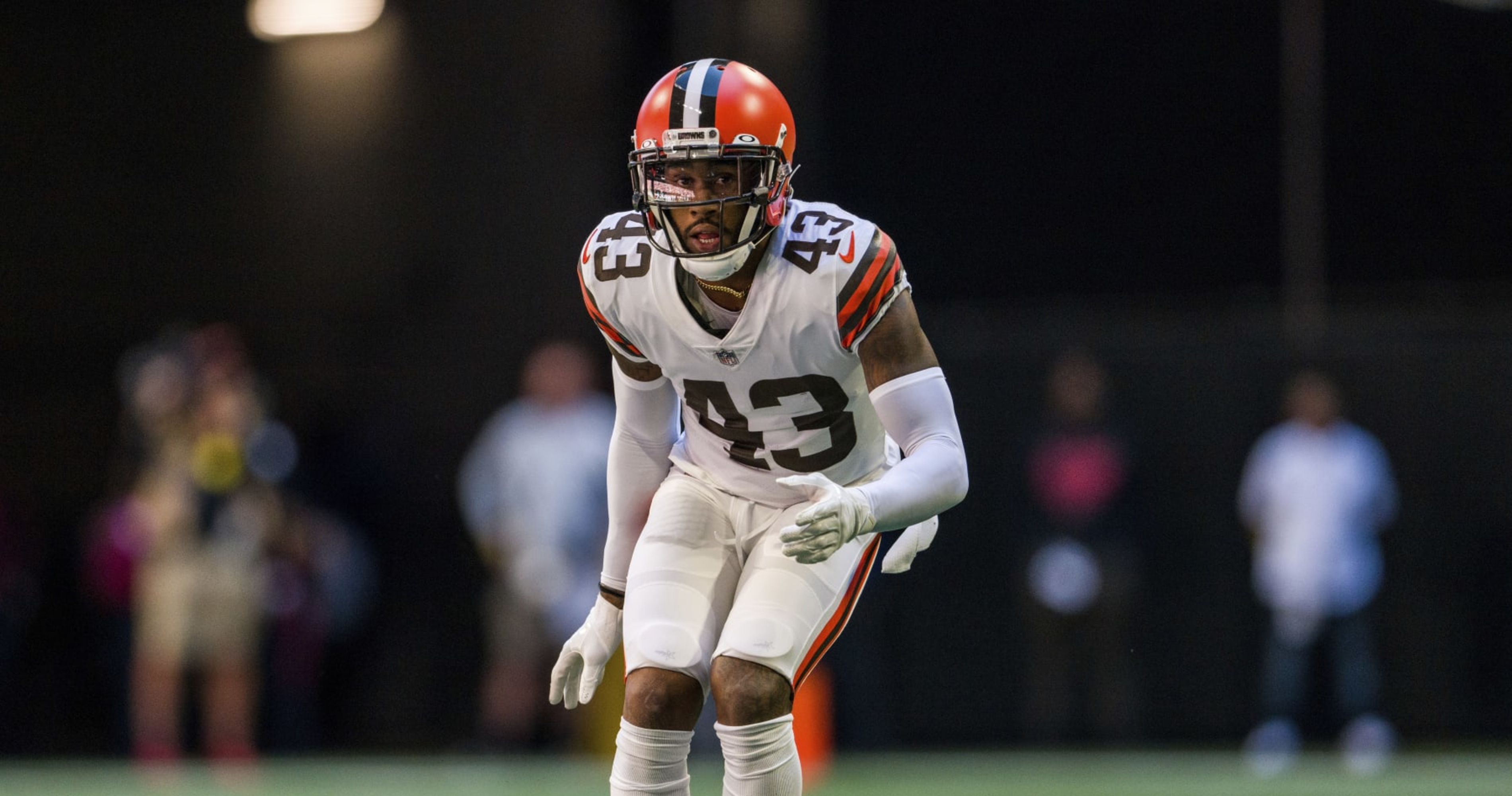 Cleveland Browns free safety John Johnson (43) prior to an NFL