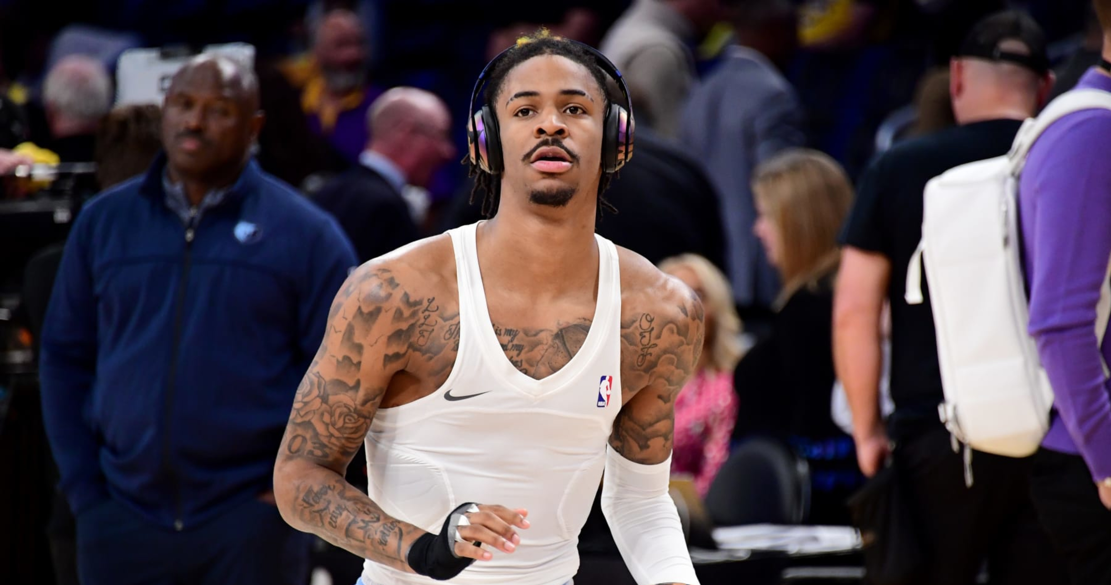 Ja Morant Suspended By Grizzlies Amid Review Of Ig Live Video Flashing Alleged Gun News