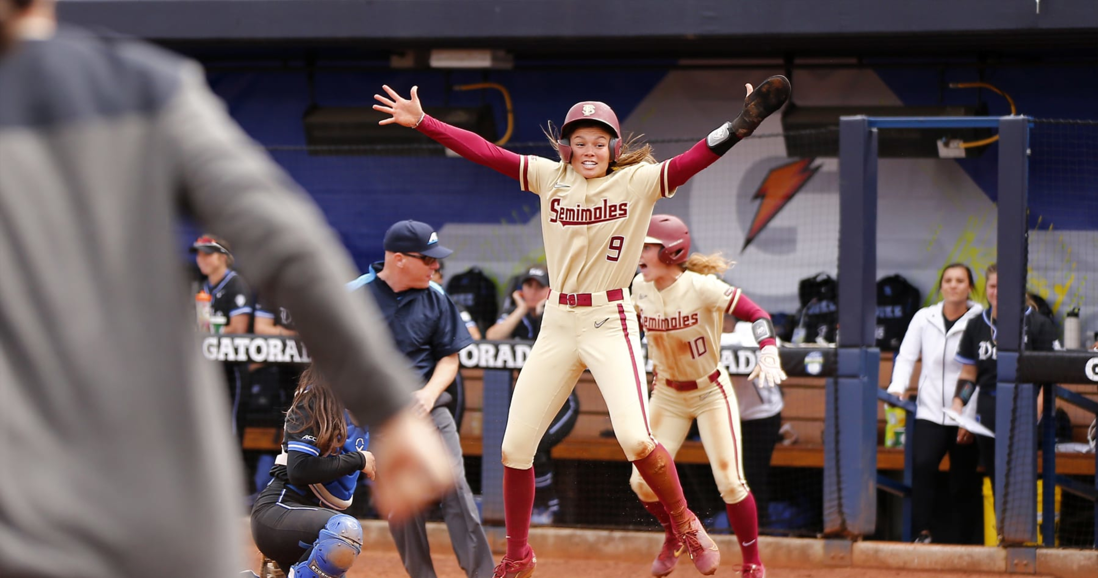 NCAA Softball Championships 2023 Bracket Schedule, Matchups and More