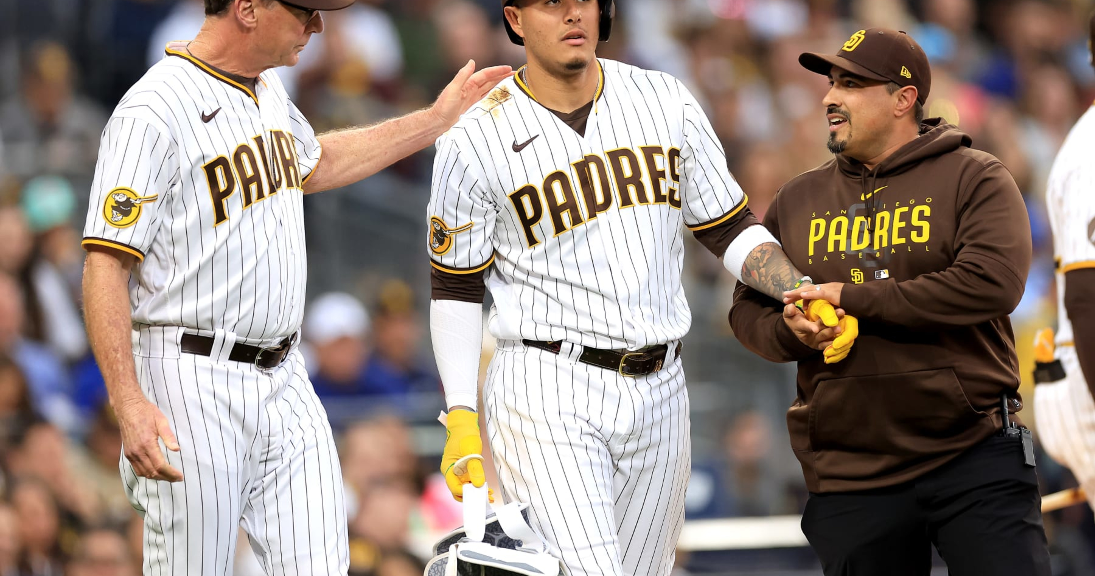 Padres' Manny Machado Diagnosed with Fractured Hand Injury After HBP vs.  Royals, News, Scores, Highlights, Stats, and Rumors
