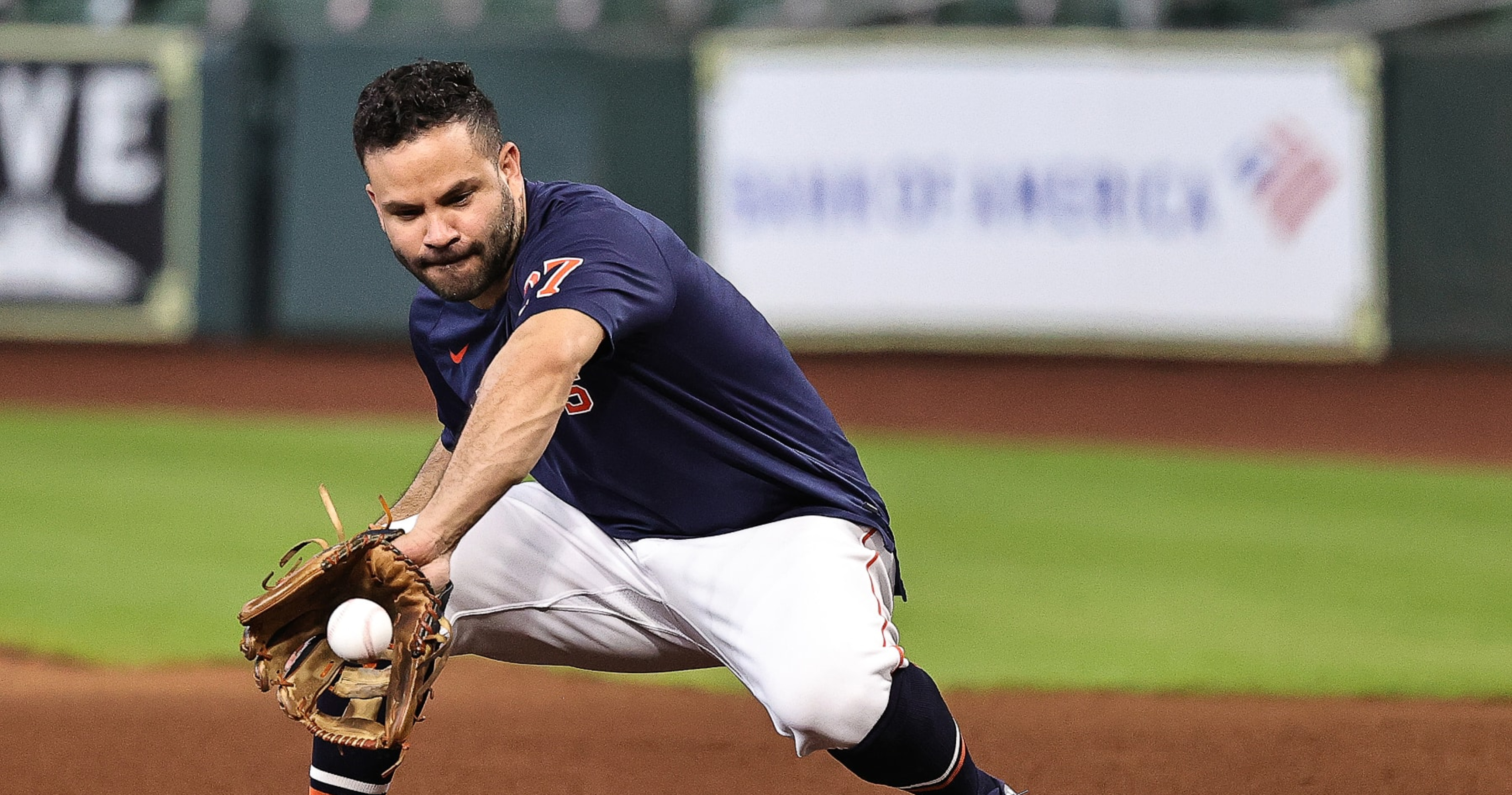 Houston Astros: Jose Altuve could begin rehab assignment soon