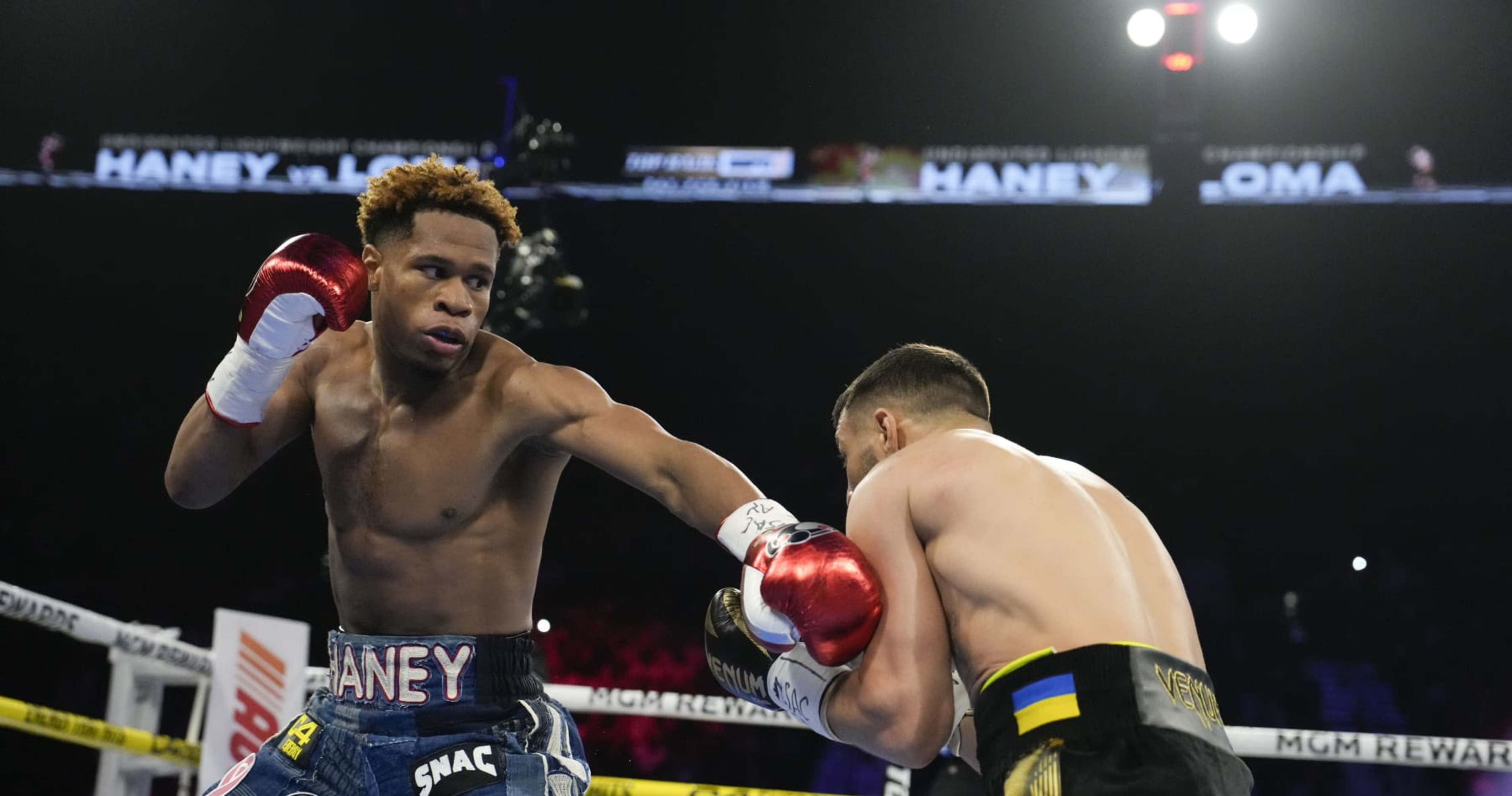 Devin Haney Beats Vasiliy Lomachenko in Lightweight Fight to Stay Undisputed Champion News, Scores, Highlights, Stats, and Rumors Bleacher Report