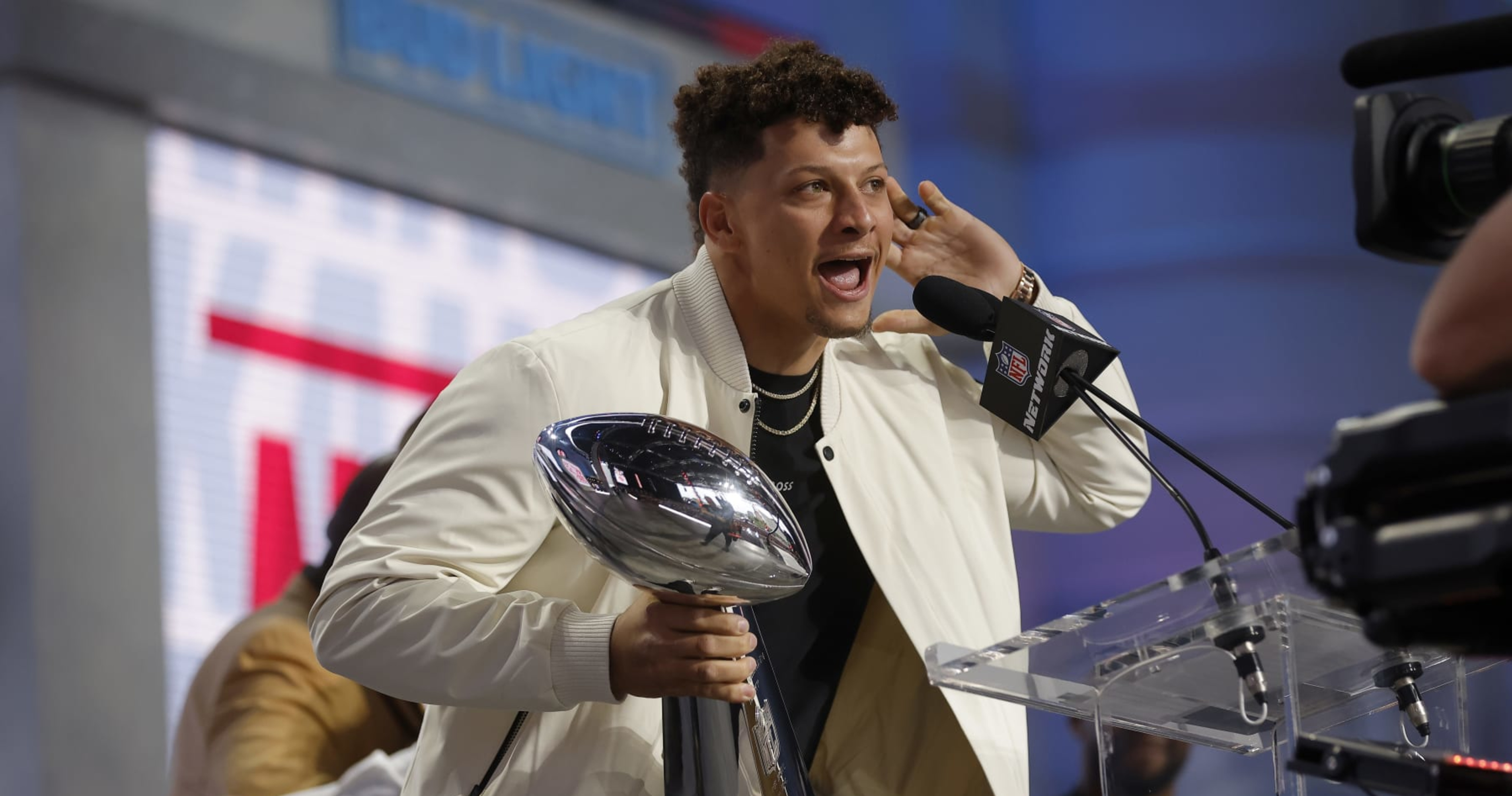 NFL MVP odds 2022: List led by Aaron Rodgers and Patrick Mahomes,  includes Tom Brady?