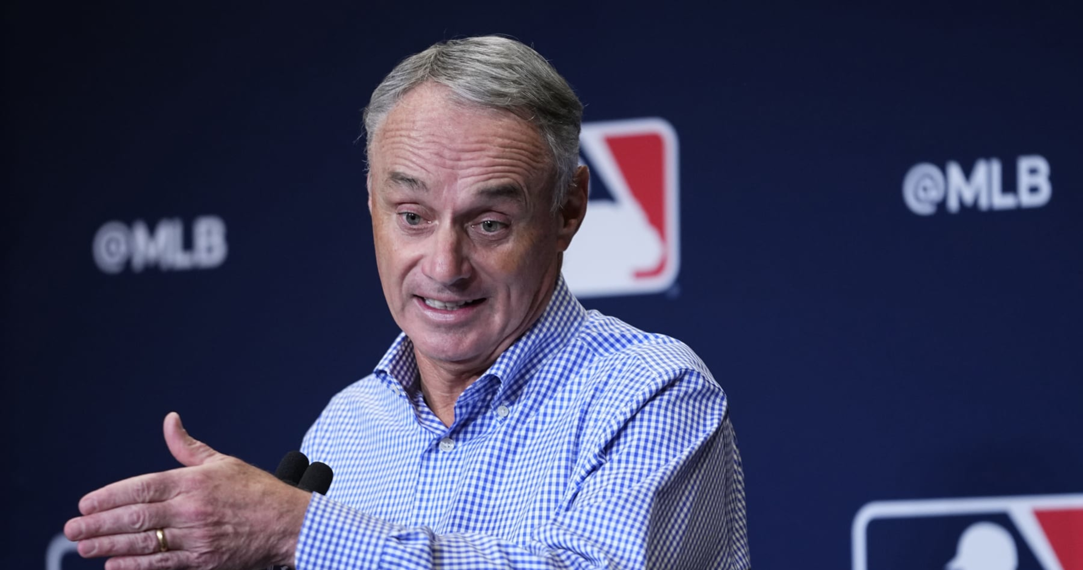 Brewers' owner says MLB committee on A's potential move to Las Vegas will  meet this week