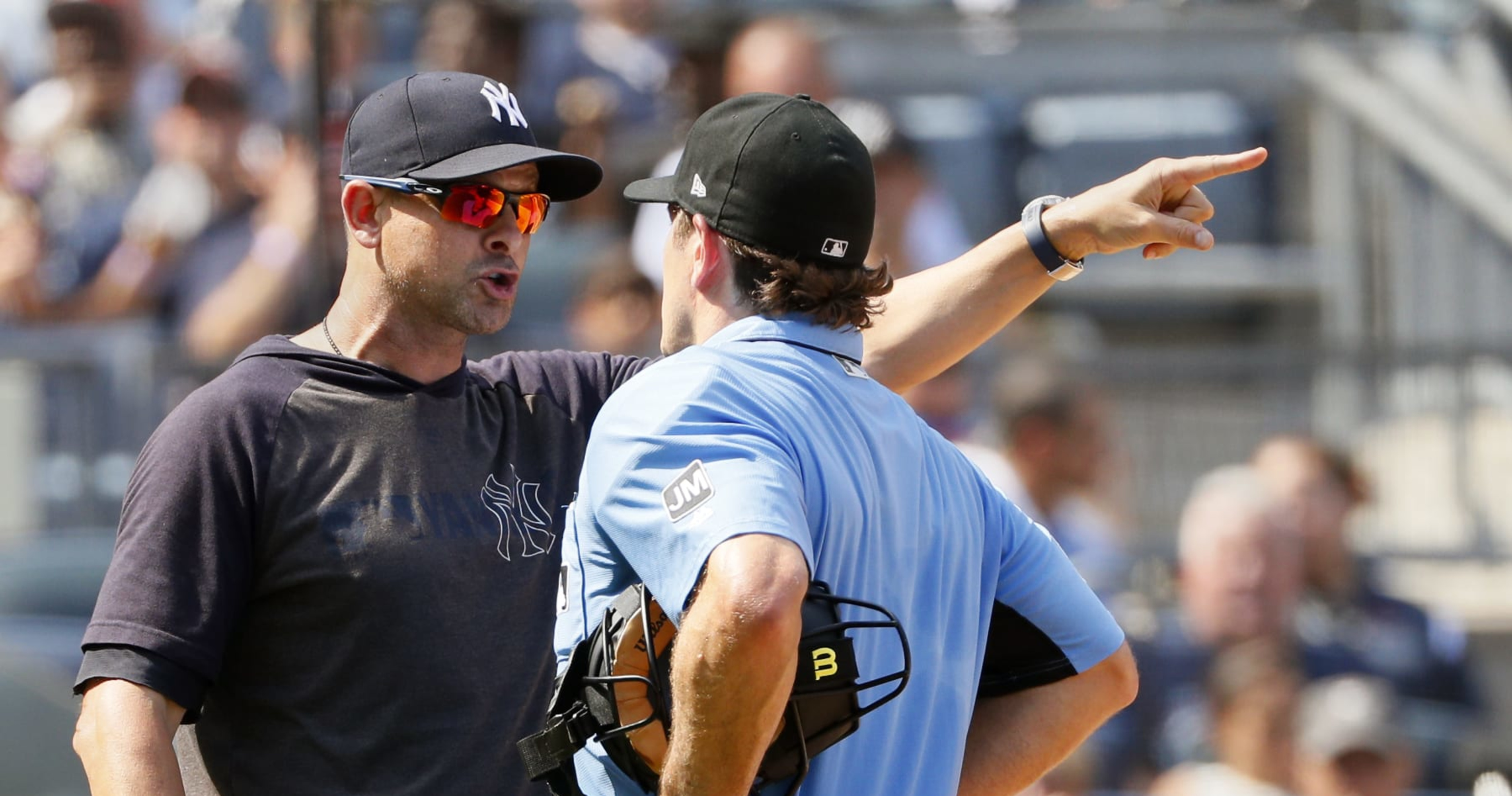 Yankees' Aaron Boone returns from 1-game suspension, hopes to