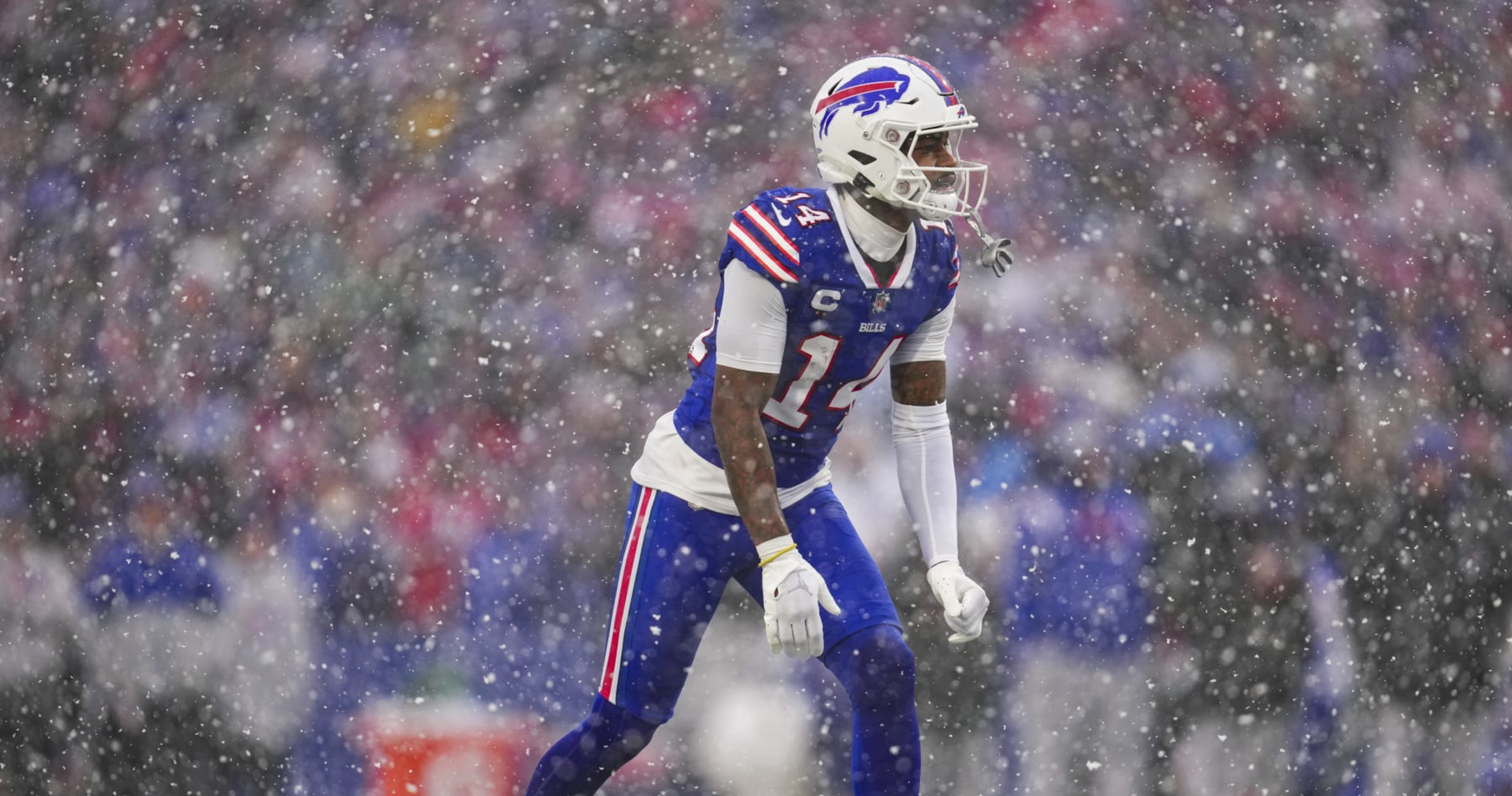 Stefon Diggs not at first day of Bills' mandatory minicamp