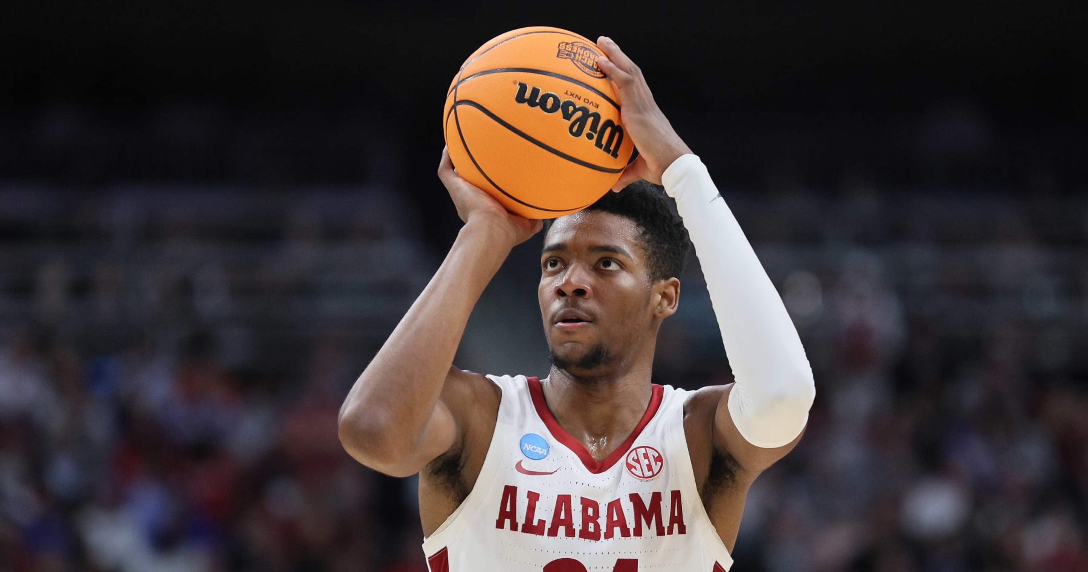 Hornets pick Bama's Miller with No. 2 pick