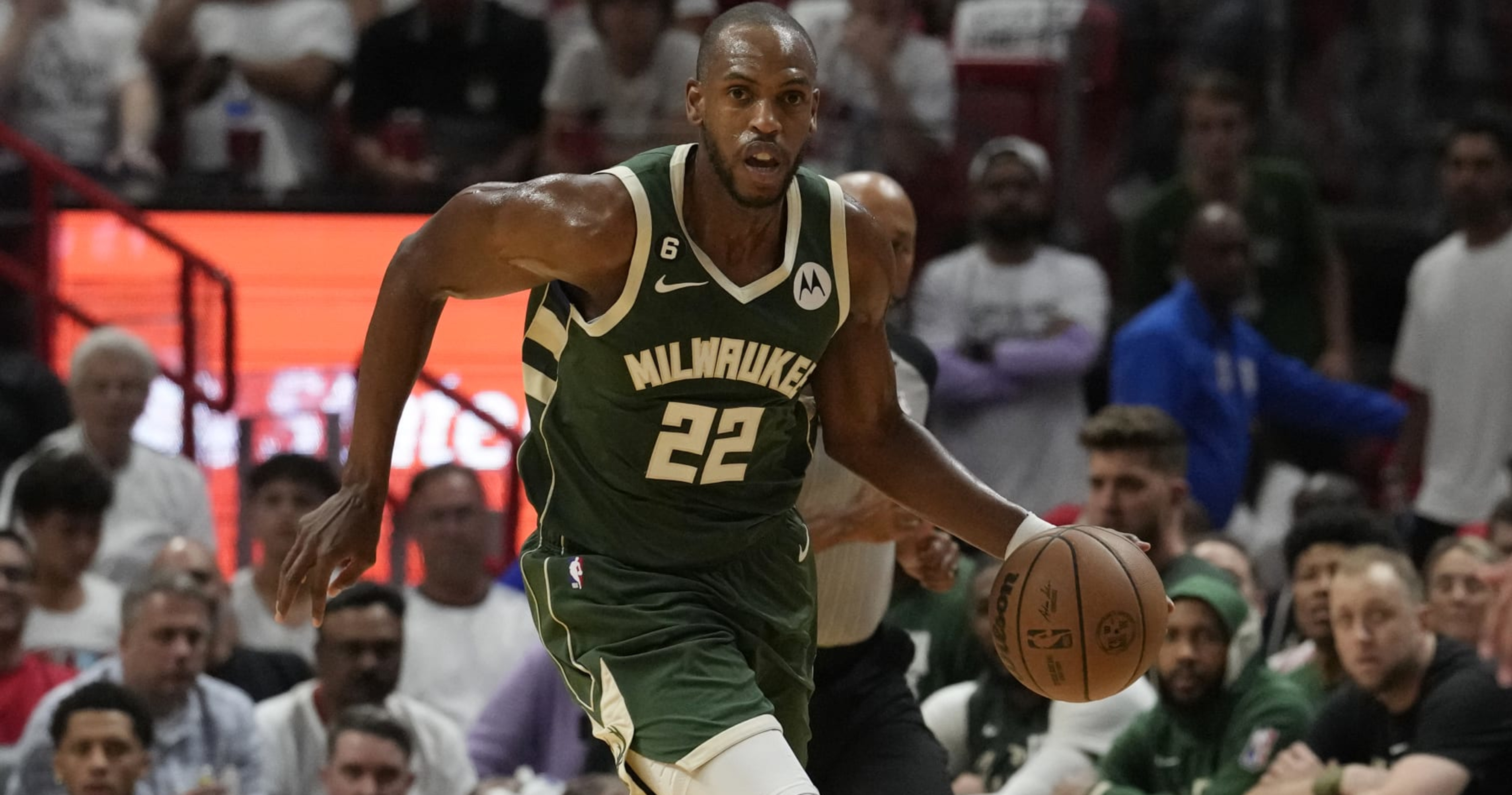 Woj: Khris Middleton, Bucks Have 'Good Opportunity' for New Contract ...