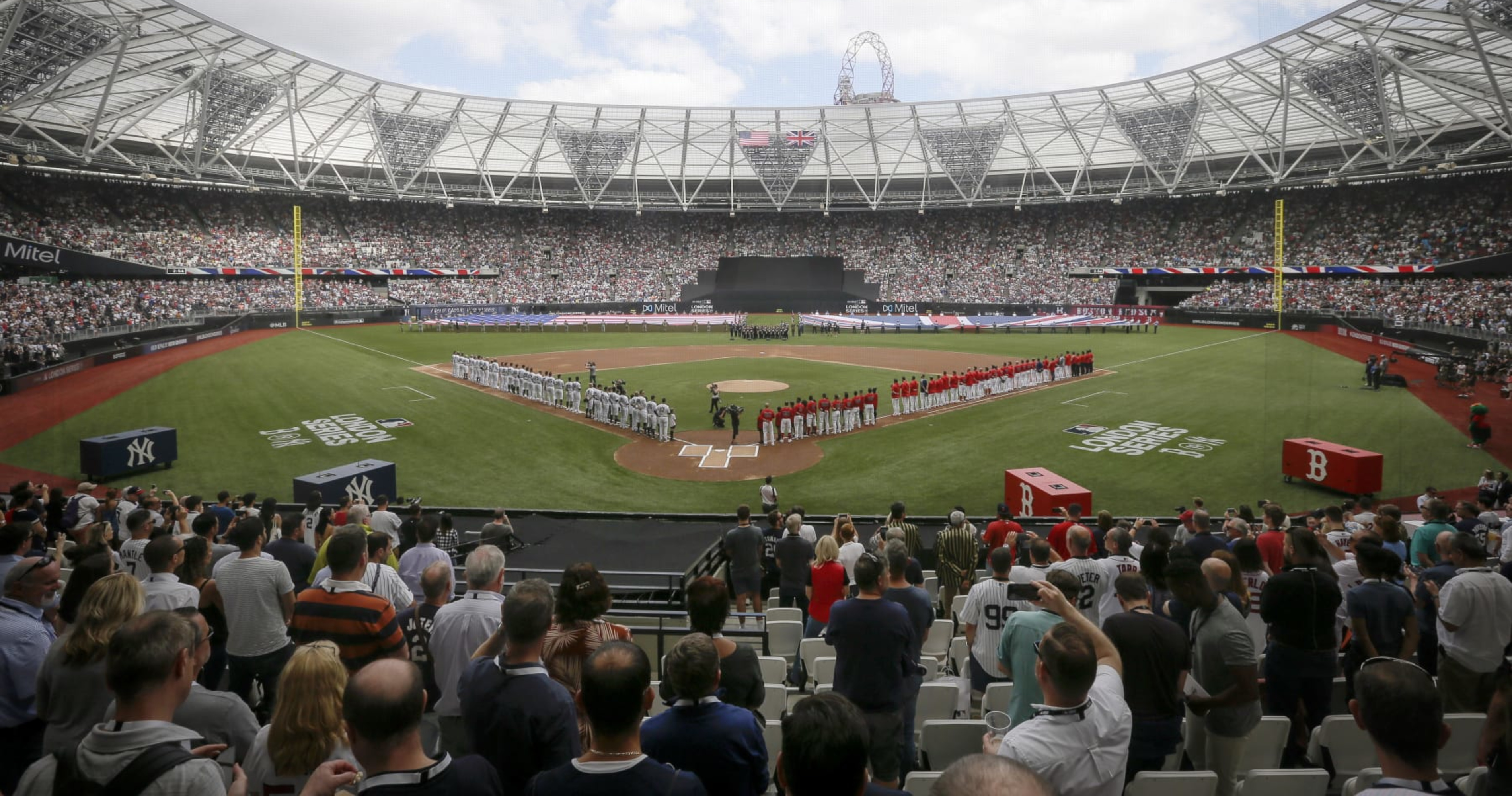 Rob Manfred Says Mets, Phillies to Play 2024 London Series; MLB Planning Paris Series News