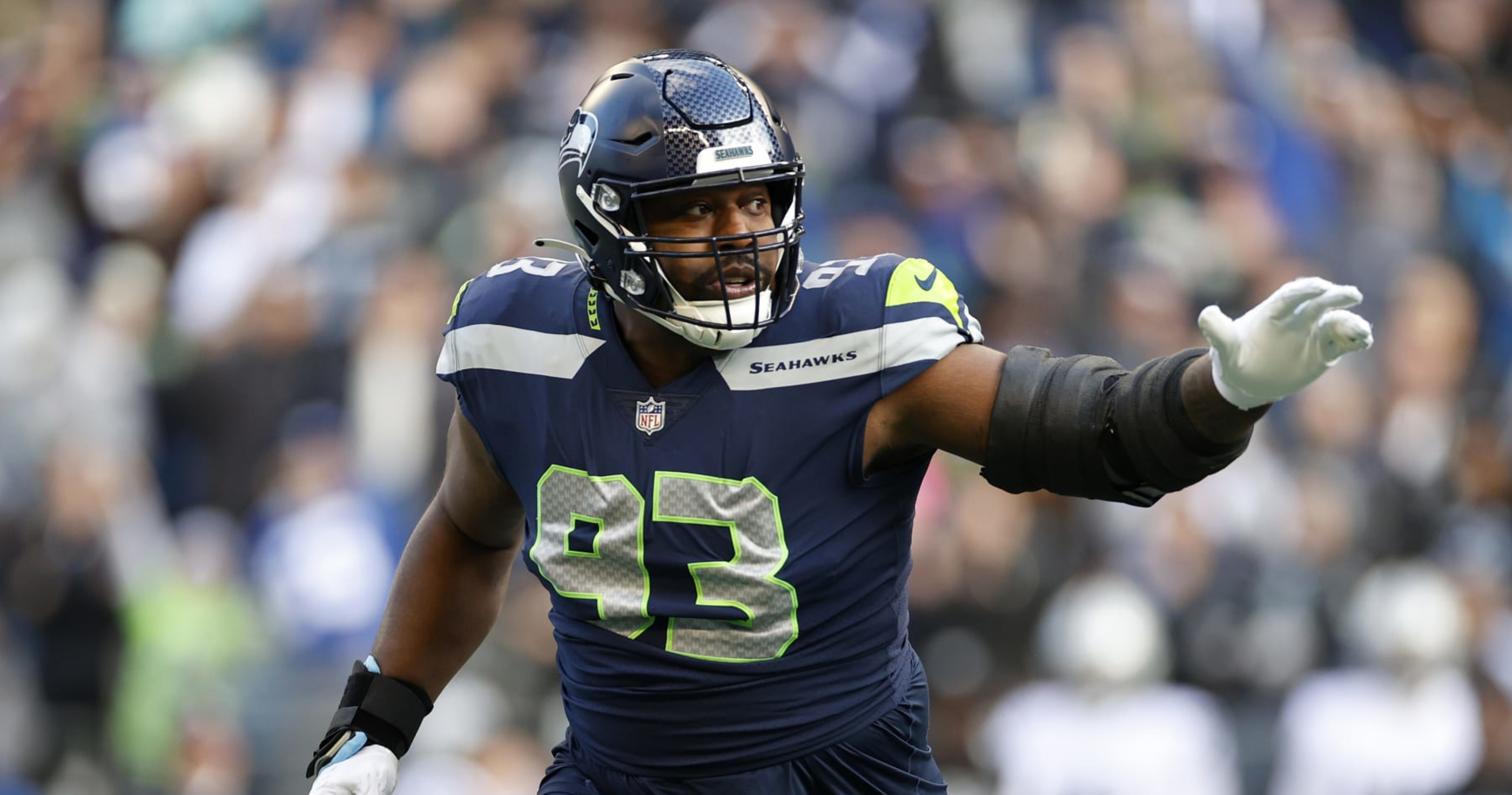 B/R Gridiron - Seahawks DL Jarran Reed releases a