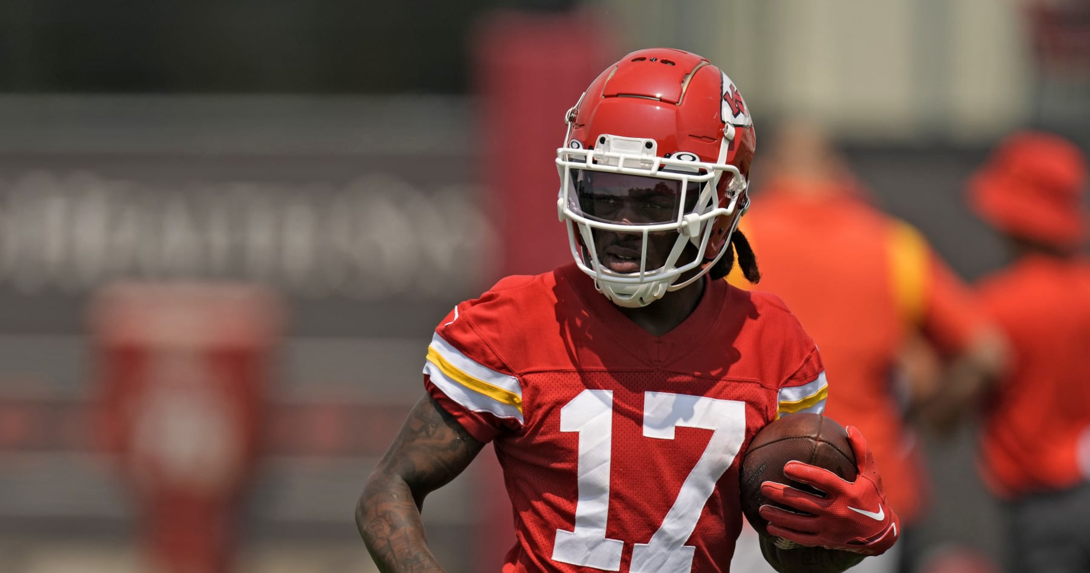 Fantasy Football Rankings: Two Teammates Find Themselves in the Top 10 WR  Ahead of 2023 Season - Bleacher Nation