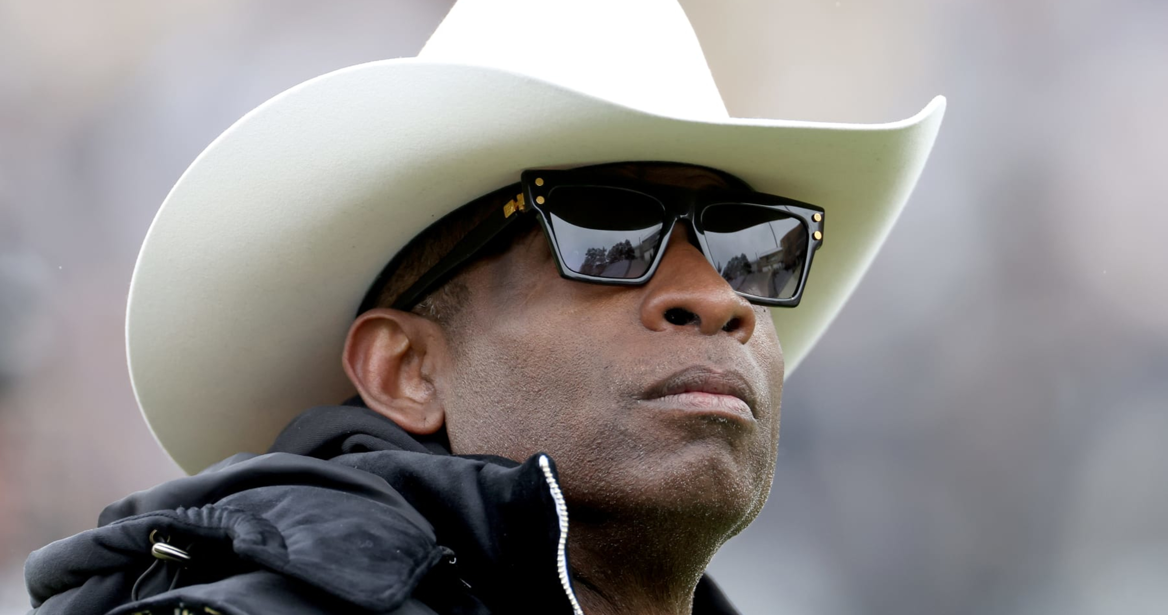 Deion Sanders expects hospital release Sunday, 2 days after surgery for  blood clots in his legs