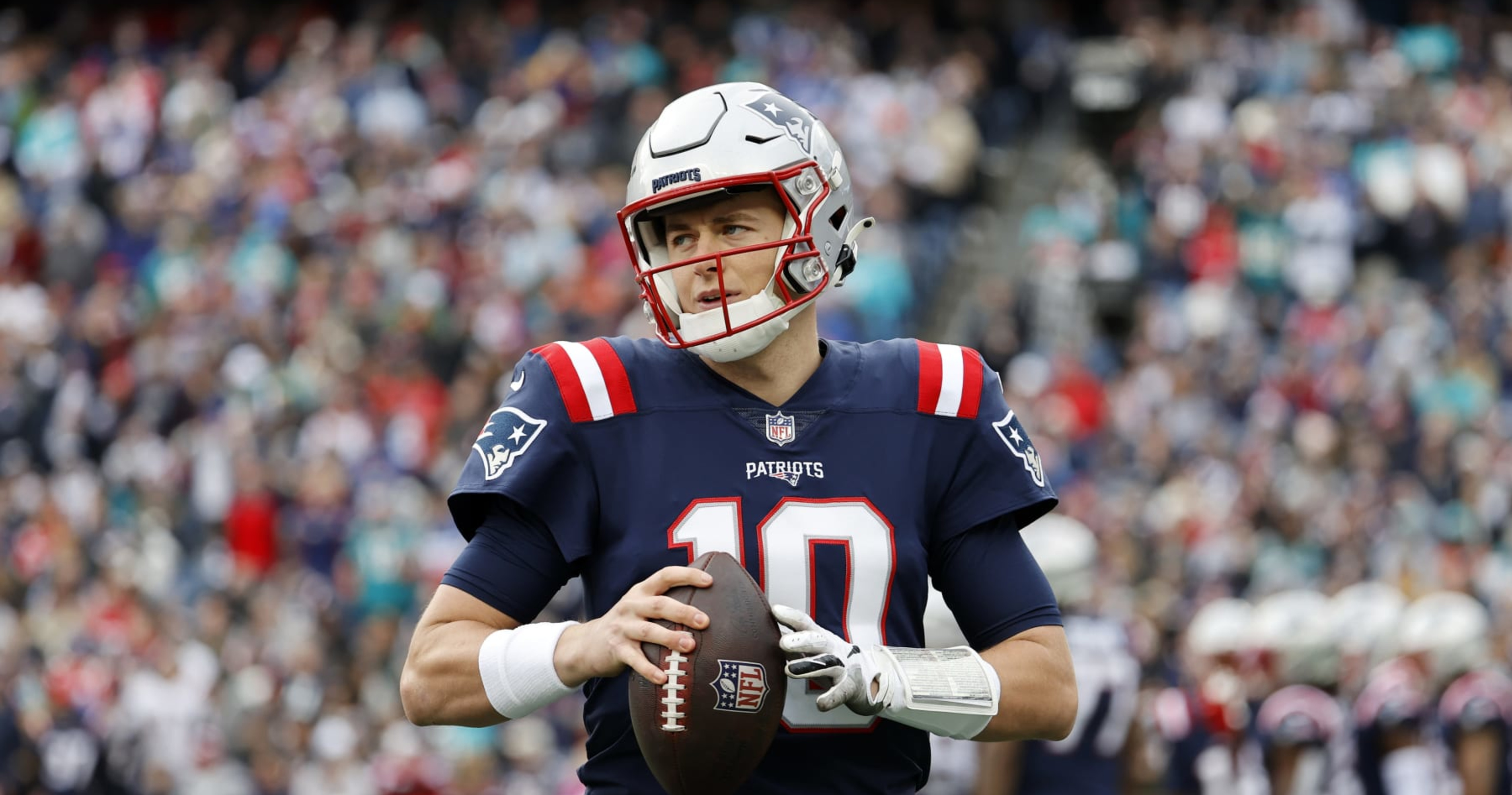 Mac Jones Remains Only Patriots Quarterback After Team Waives Two QBs, per  Reports