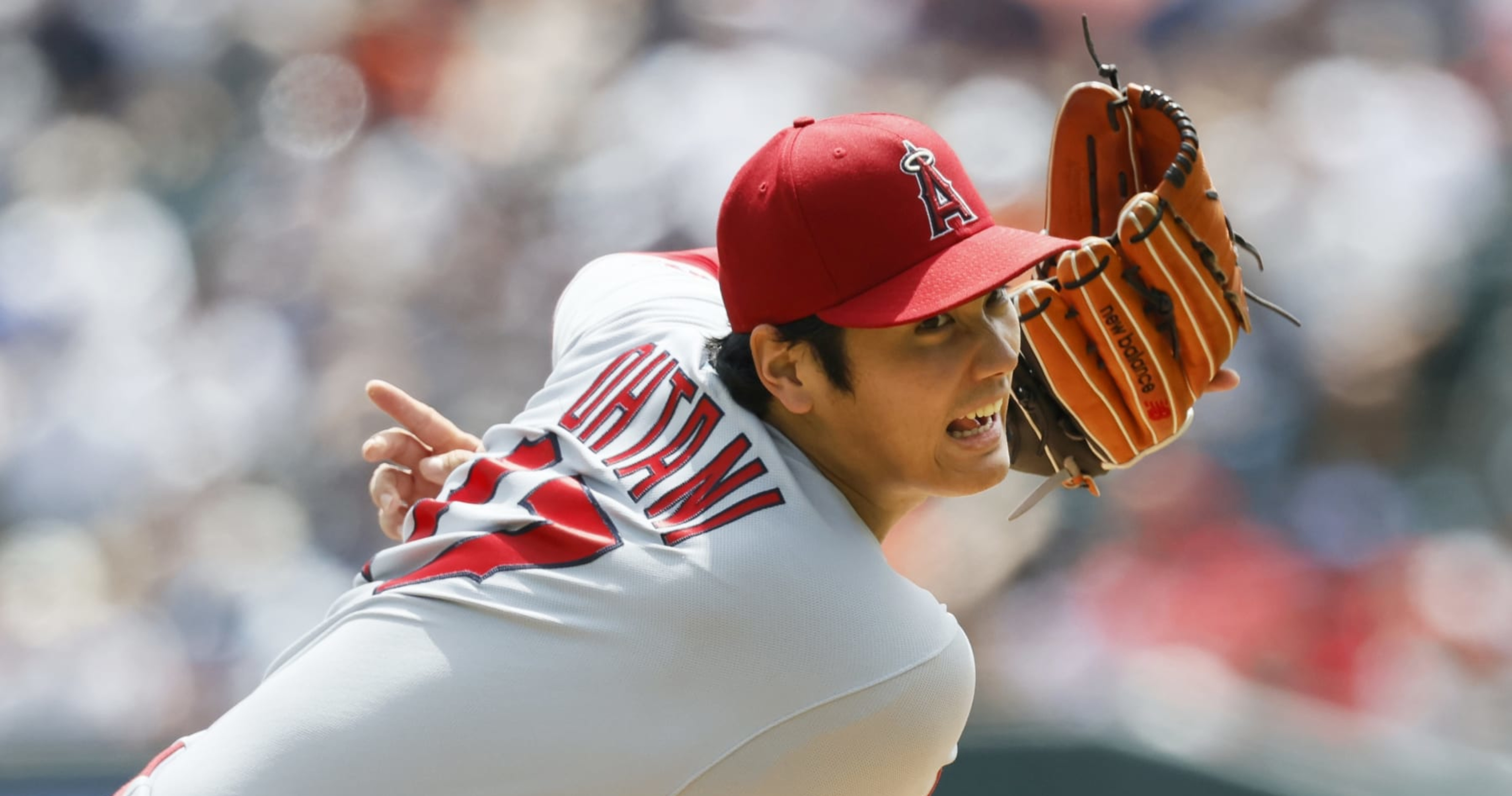 Angels' Ohtani leaves game against Tigers with stomach virus