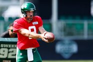 Jets Aaron Rodgers Unlikely To Play Preseason But Could Face Giants 