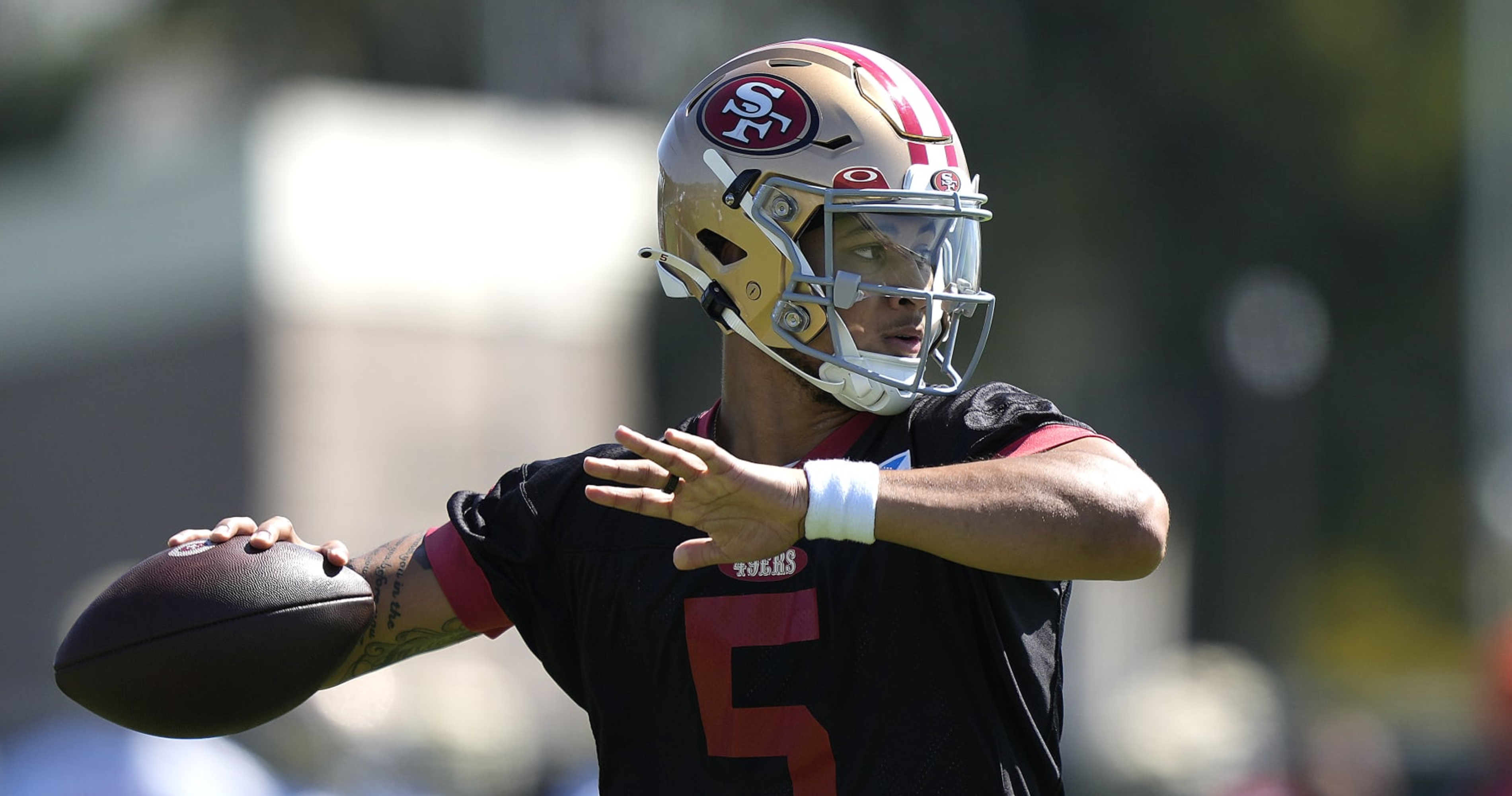 49ers Training Camp: Trey Lance Takes Steps Forward, RG Spot In