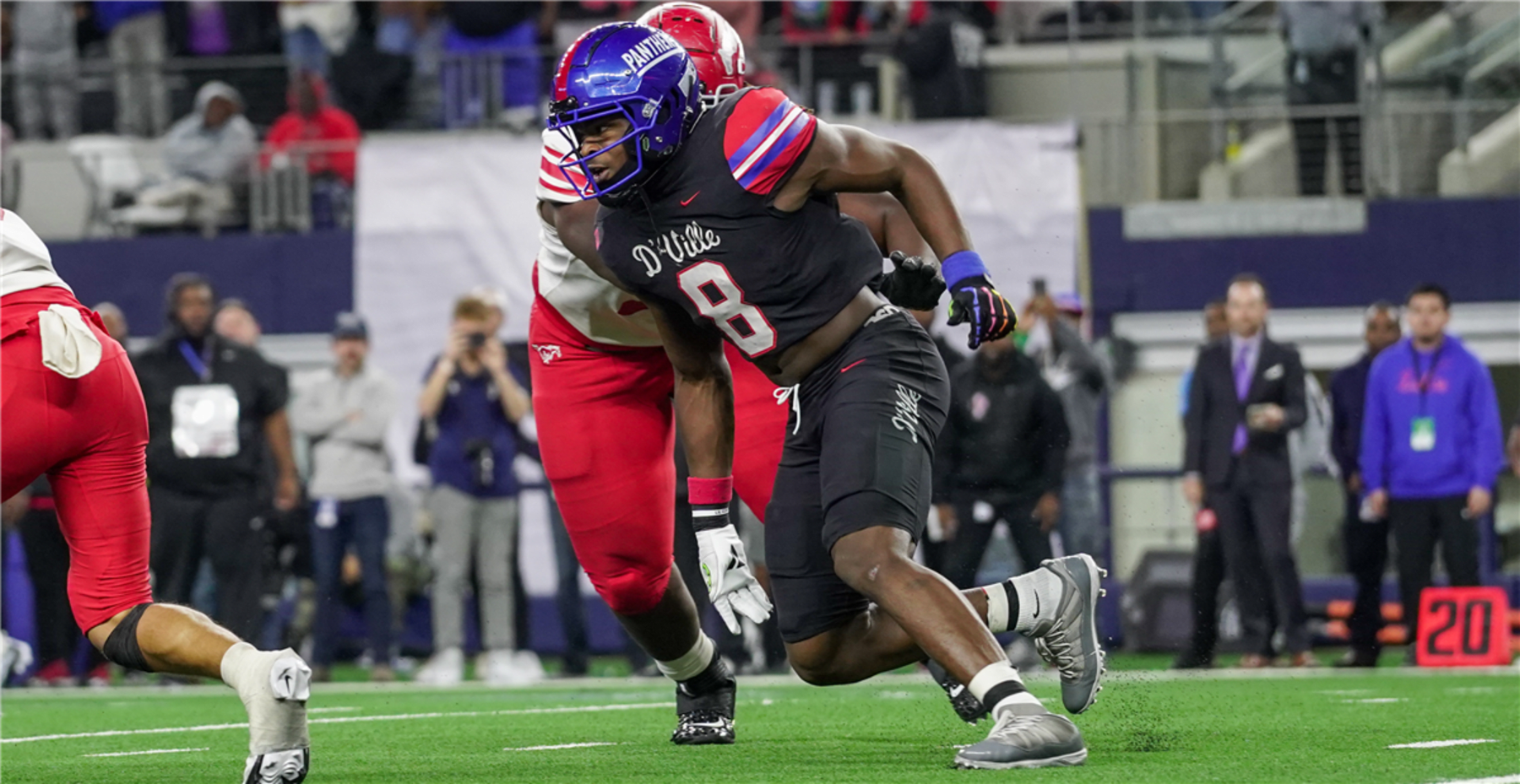 5-Star EDGE Colin Simmons Commits to Texas Over LSU, Miami - Vimarsana News