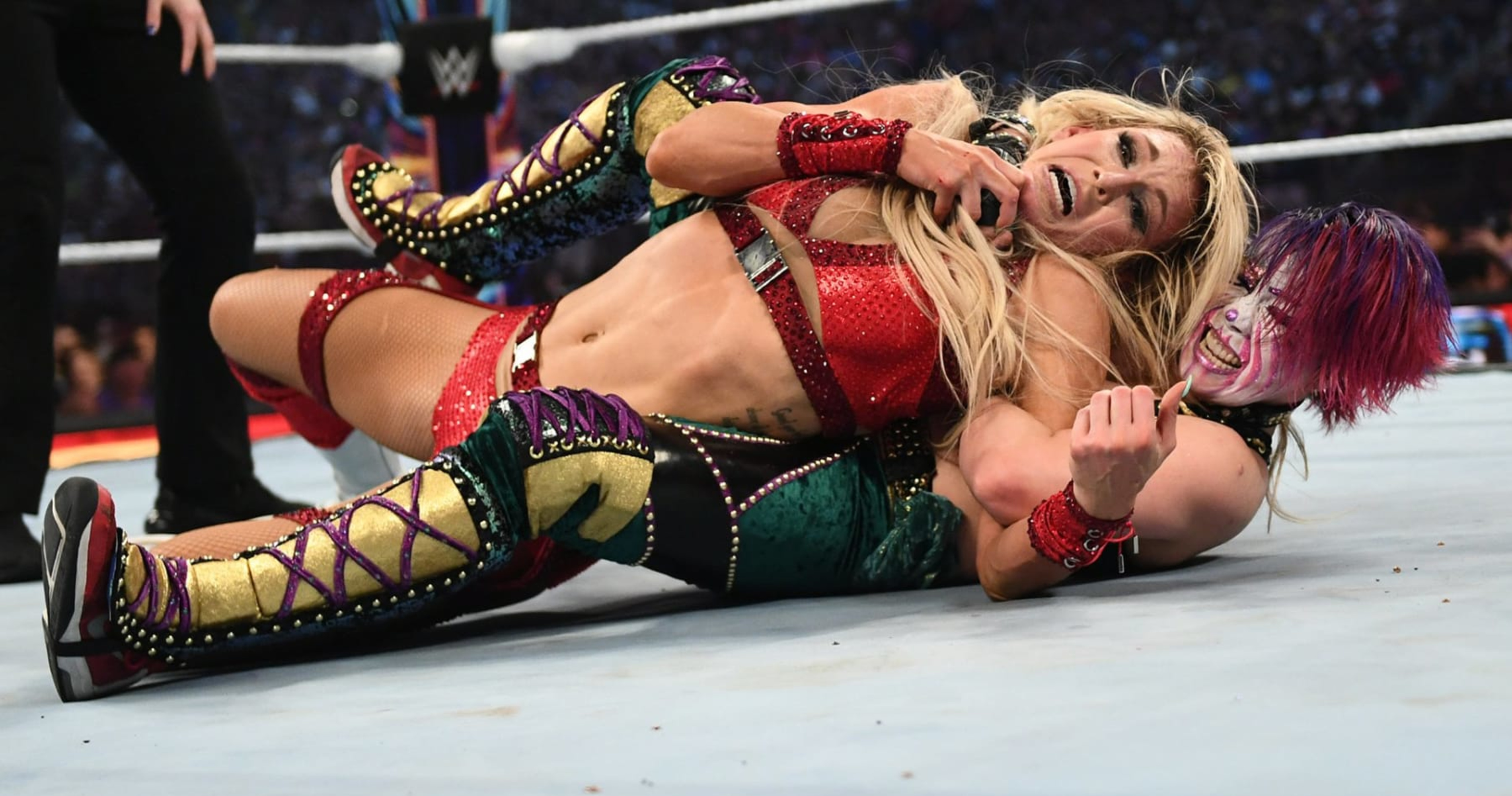 Wwe Smackdown Results Winners Live Grades Reaction Highlights From Aug 11 News Scores