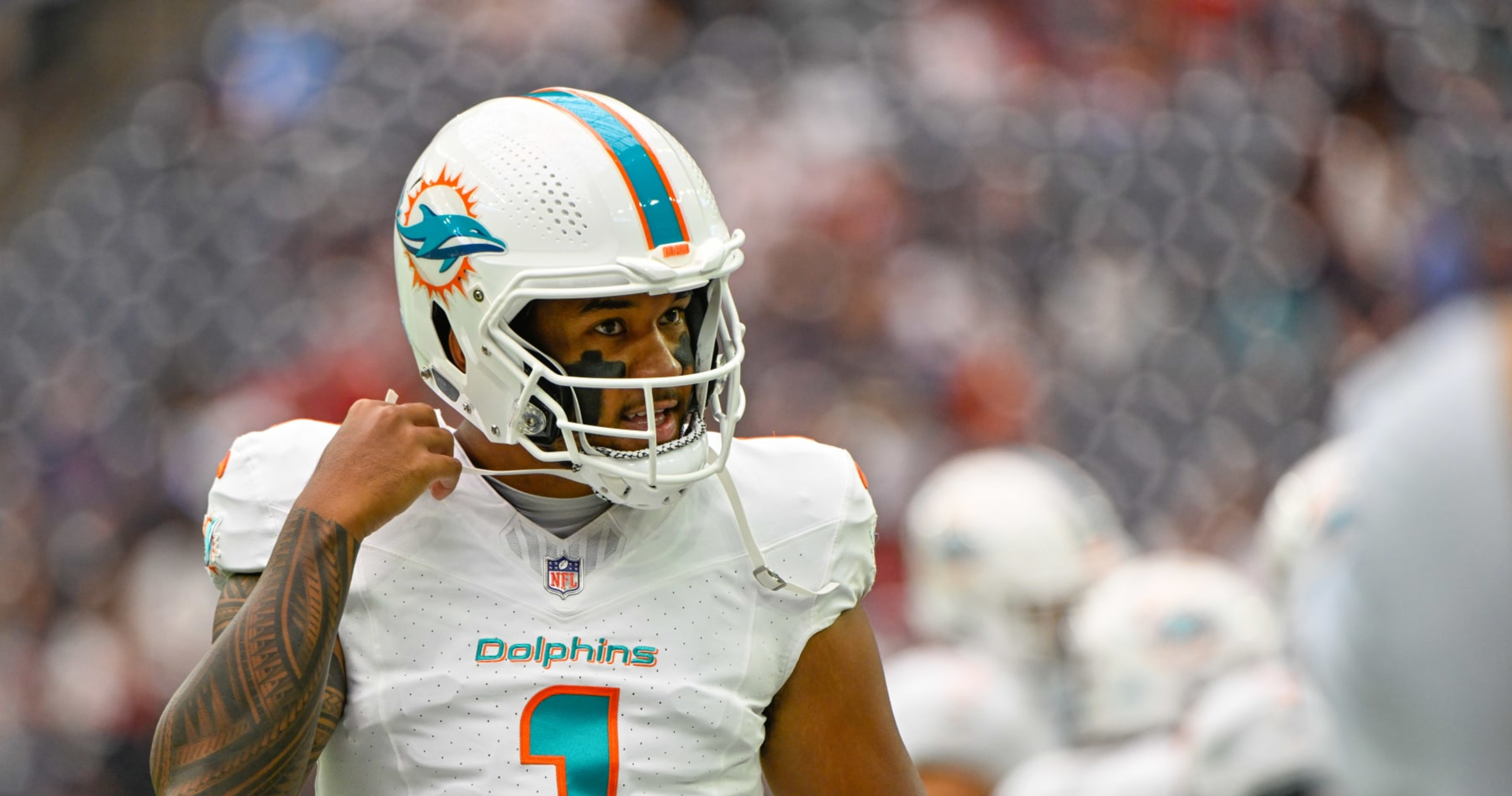 SPORTS & MORE: DOLPHINS IN GREAT SHAPE WITH TAGOVAILOA AT HELM