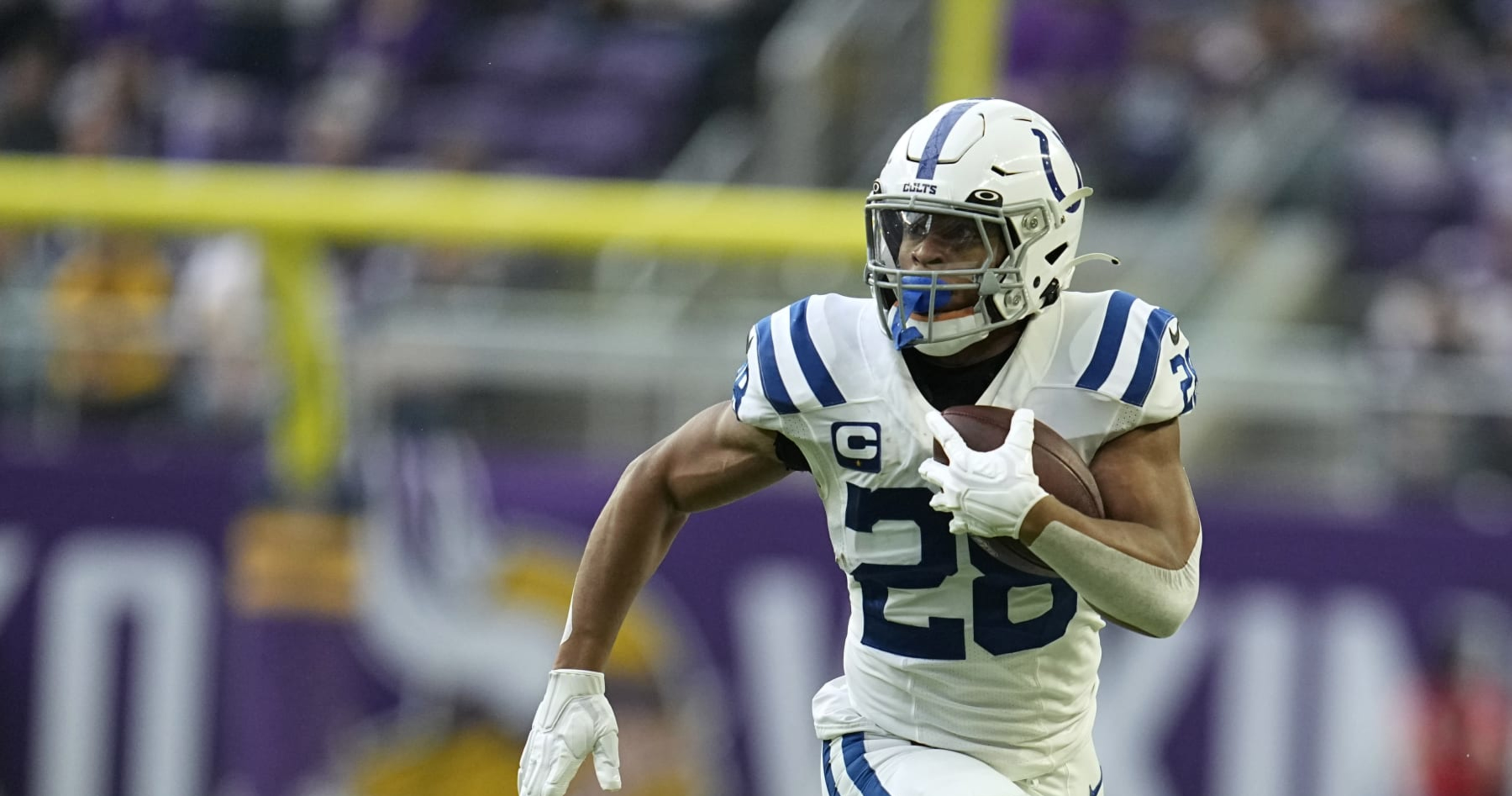 Jonathan Taylor Trade Rumors: Teams ‘Skeptical’ Colts Will Deal RB amid Dolphins Buzz