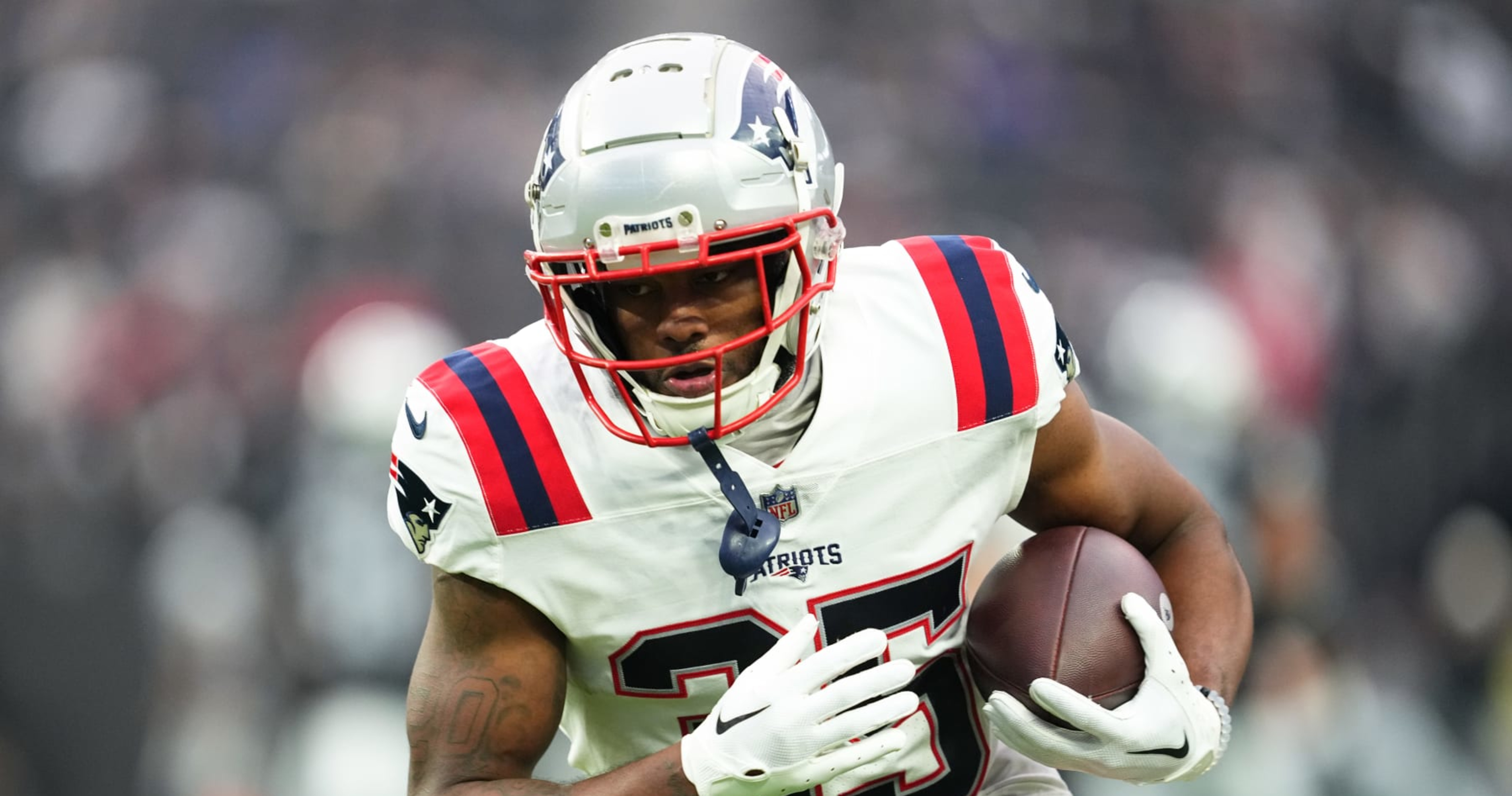 NFL Rumors: Patriots Trade RB Pierre Strong to Browns for OT
