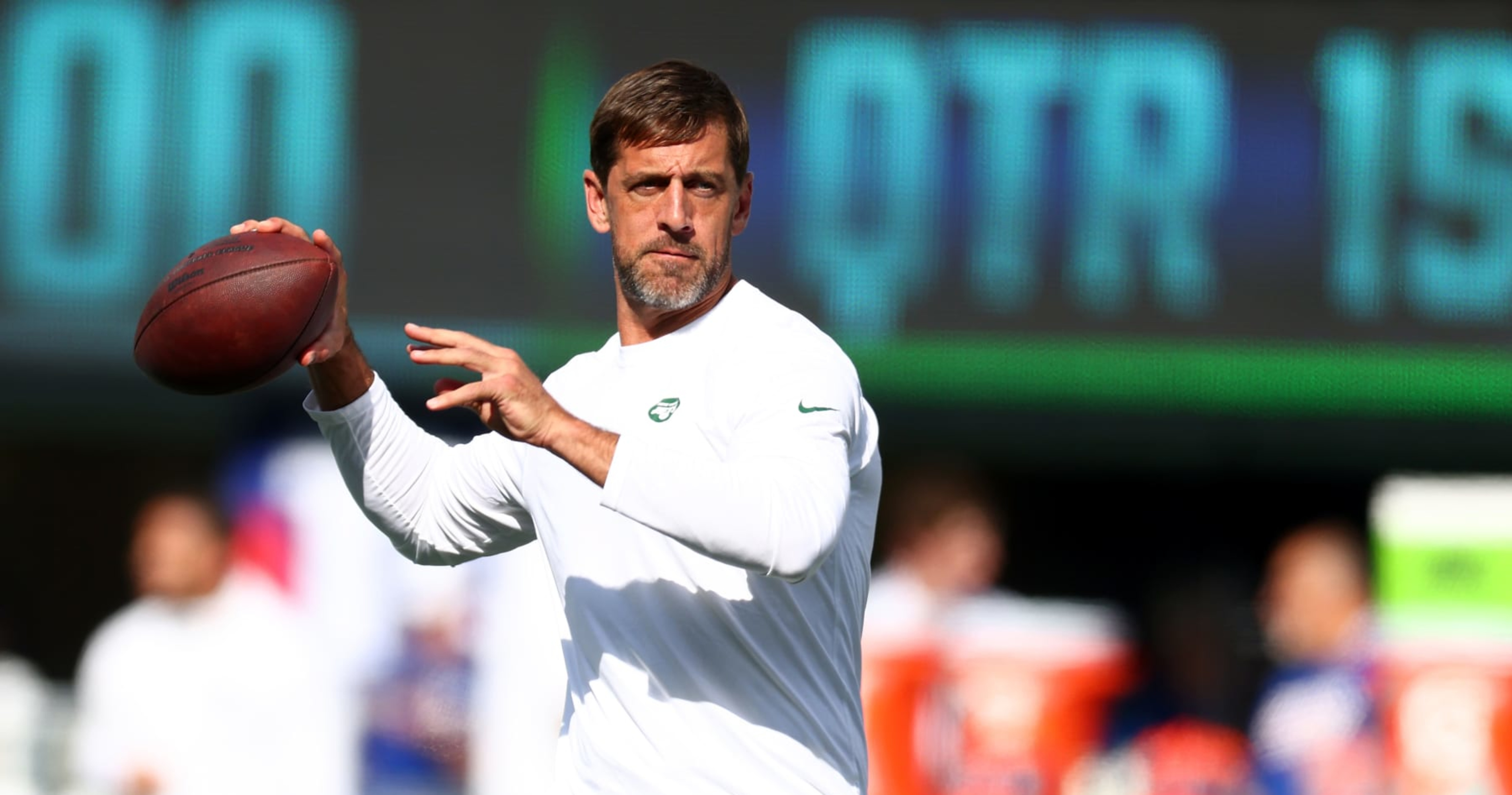 Here's Why The Jets Want Aaron Rodgers Over Lamar Jackson