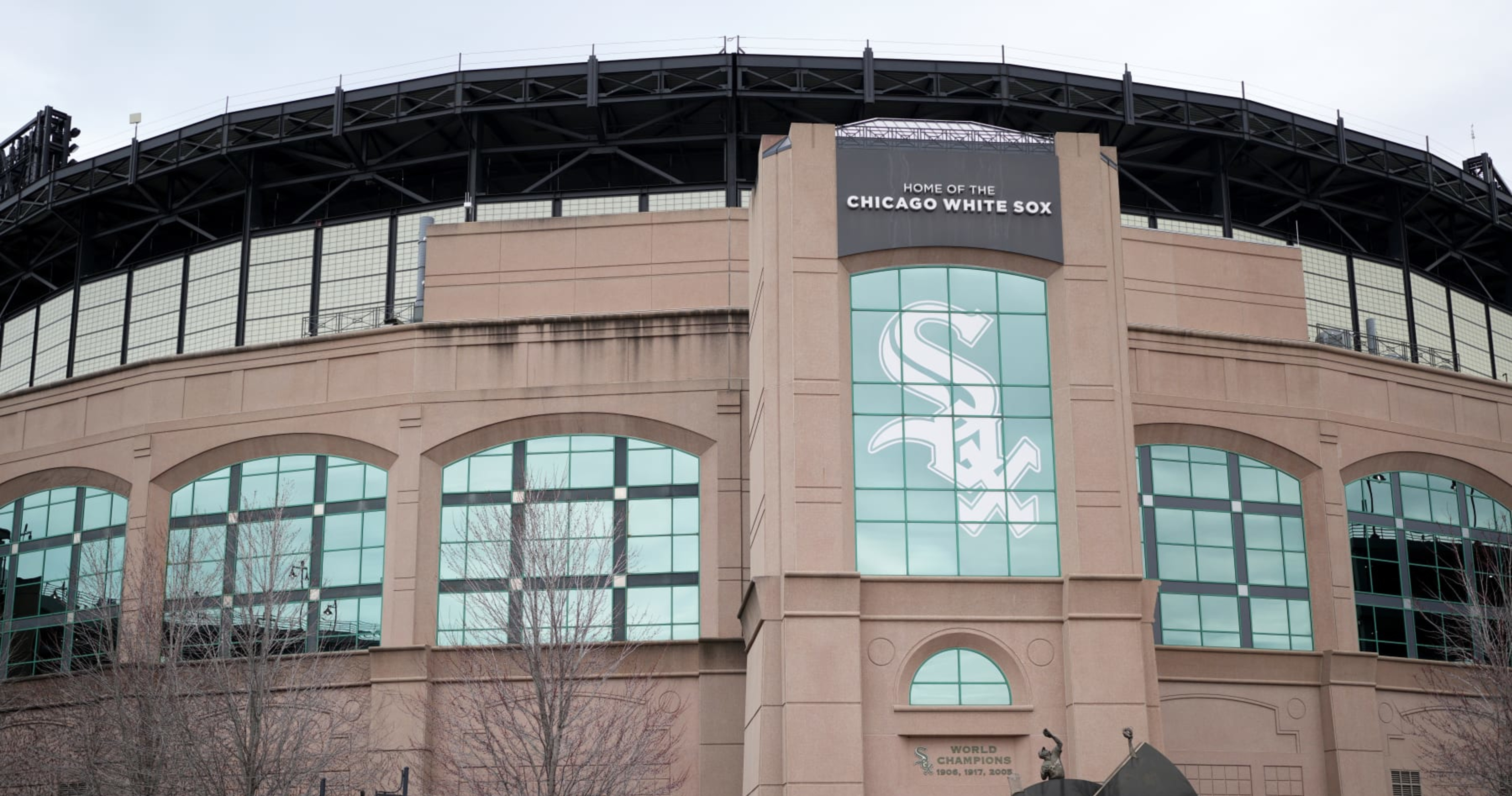 My shot of Guaranteed Rate Field, Chicago IL. Home of the White