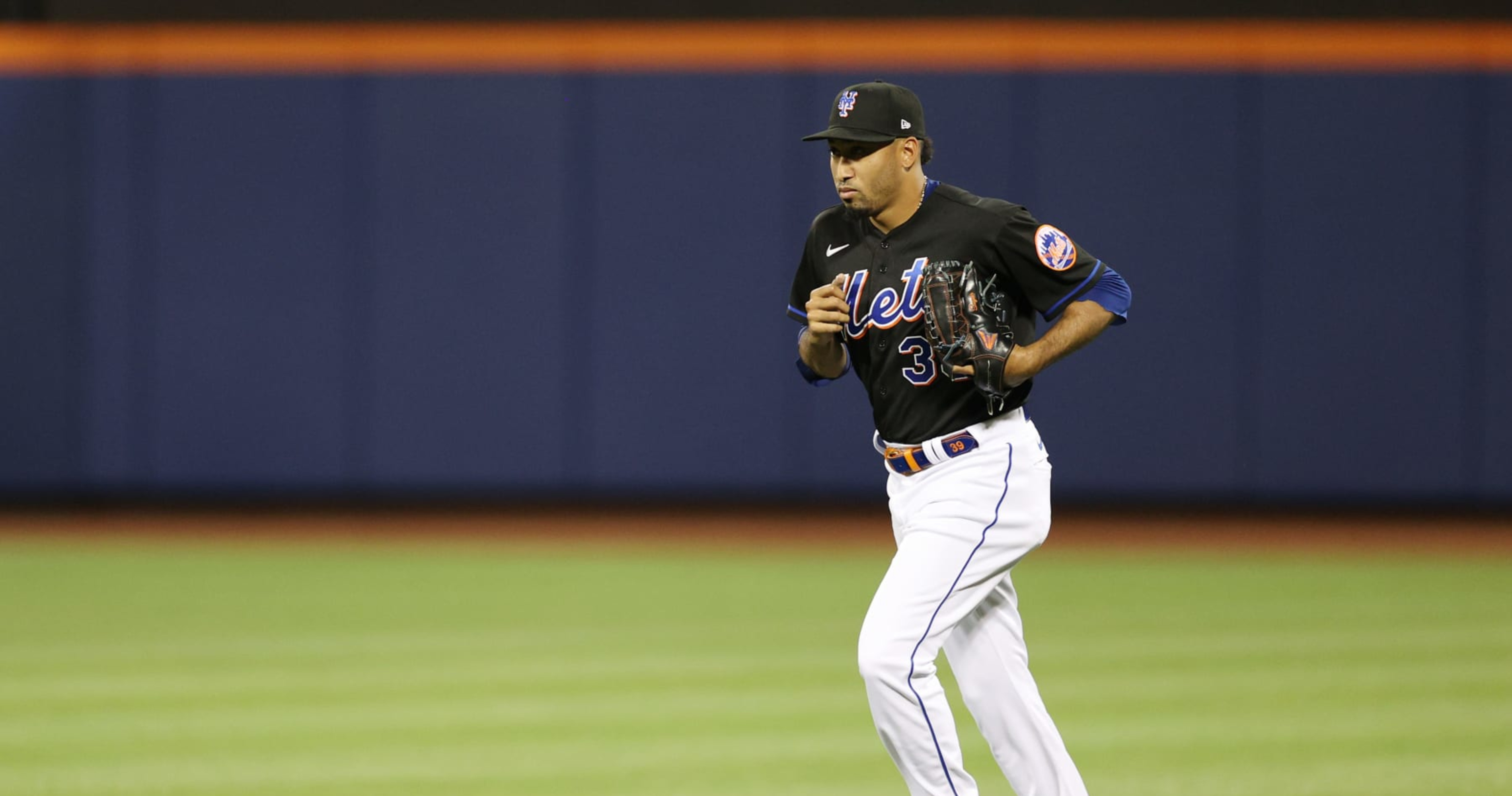 Edwin Diaz injury: Mets closer suffers season-ending knee injury