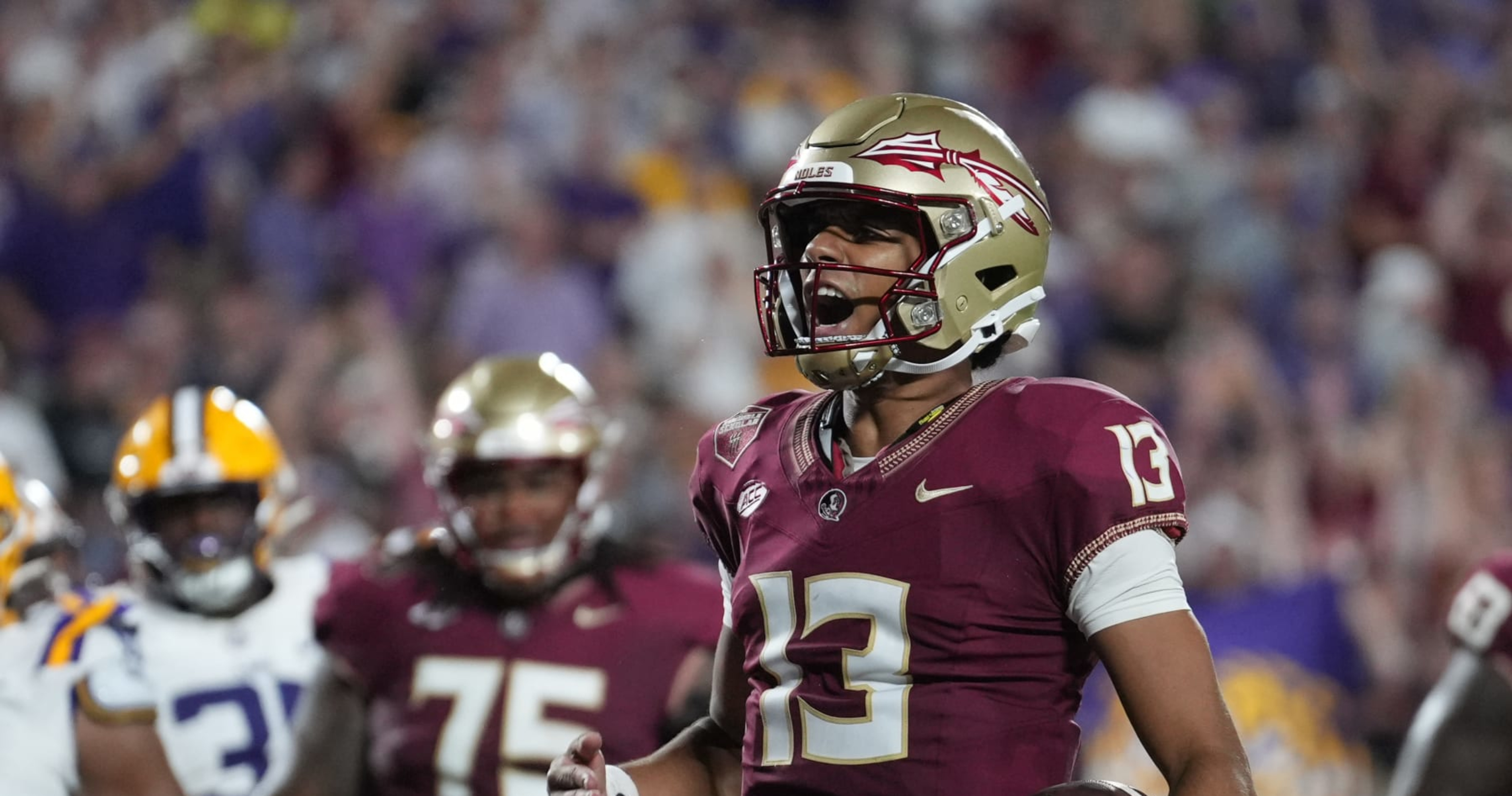 College football rankings: Washington leaps Ohio State, USC to