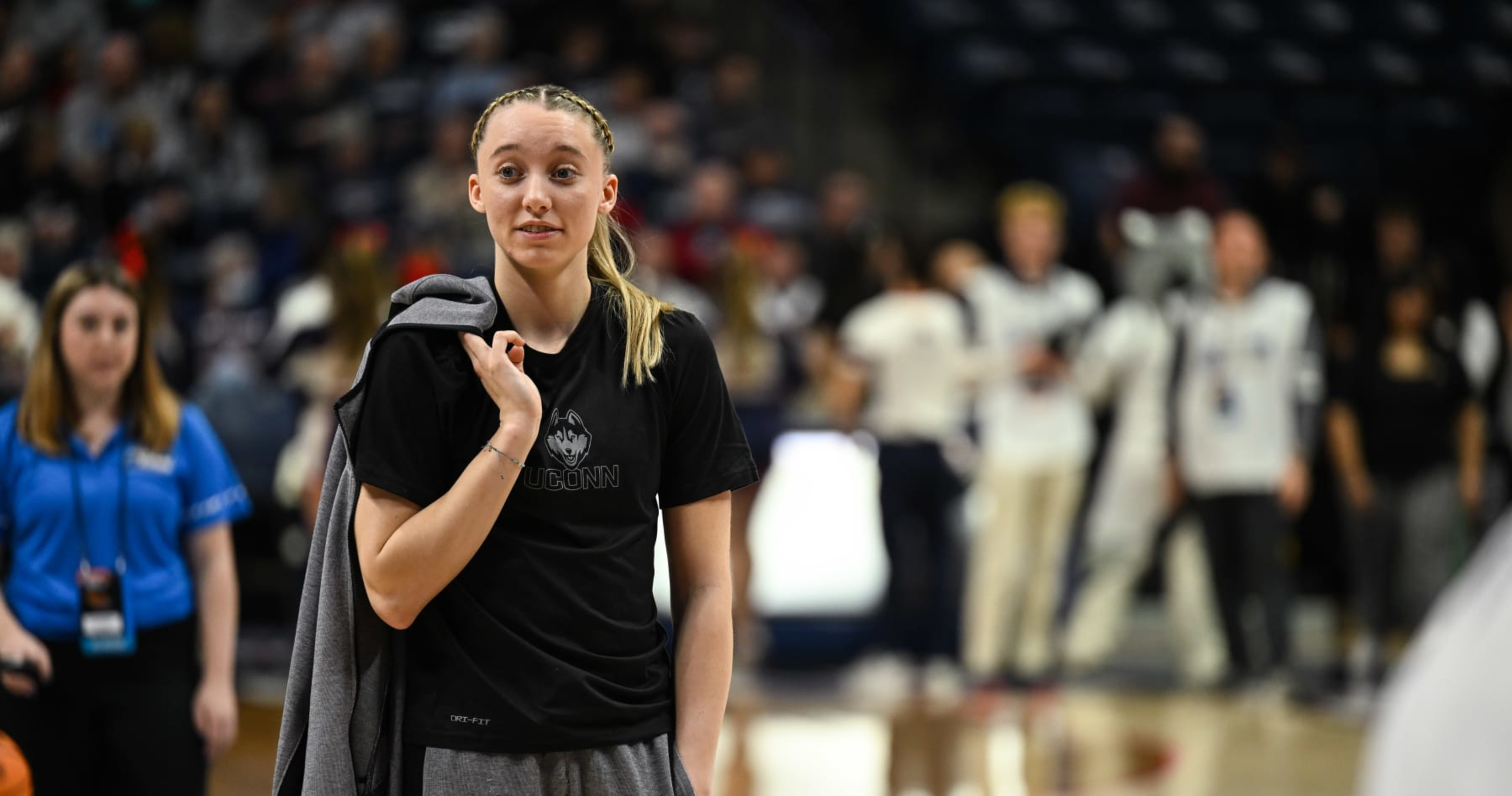 UConn's Paige Bueckers, Nike Agree to NIL Shoe Endorsement Contract ...