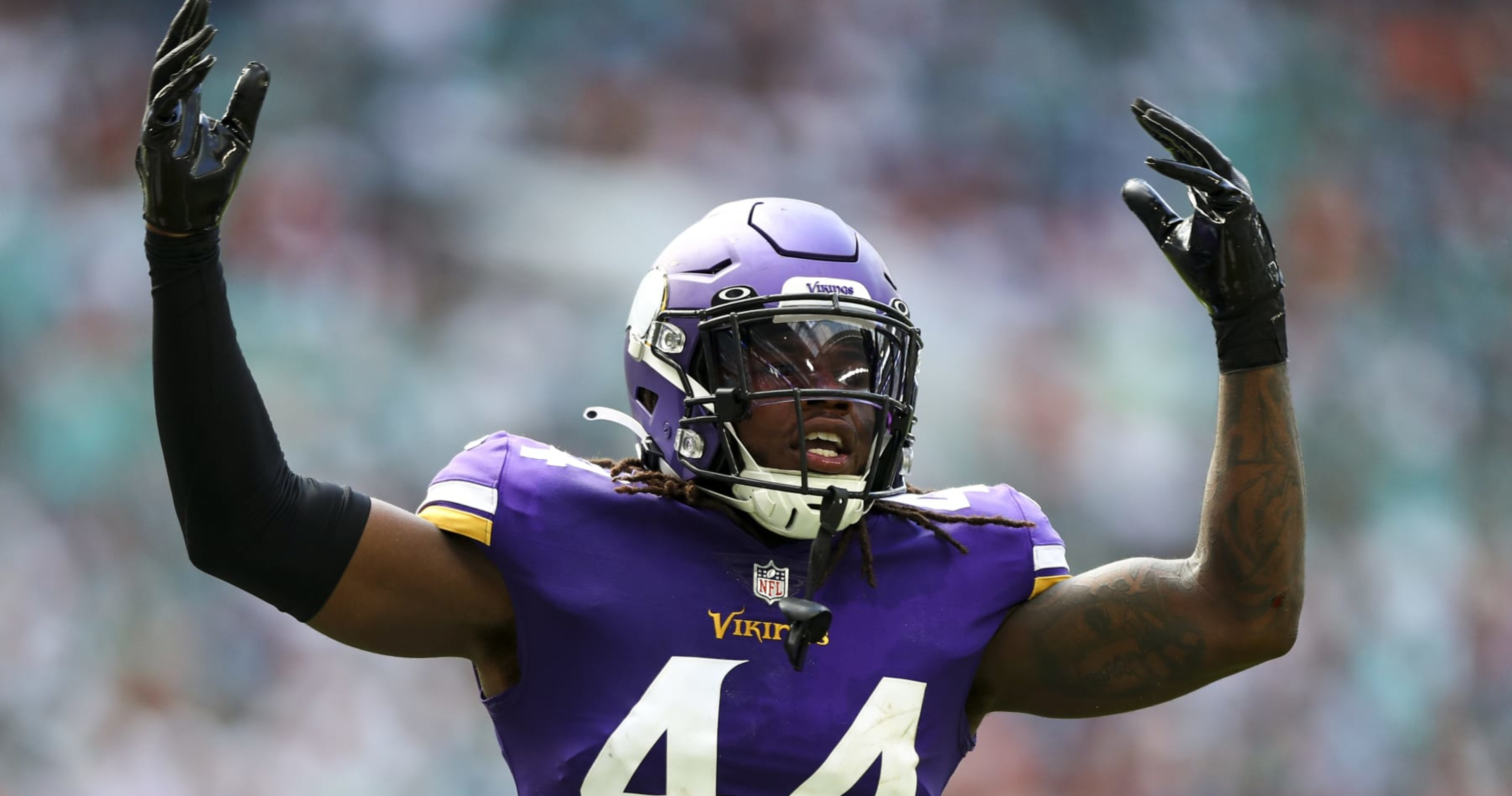 Safety Josh Metellus signs extension with Vikings