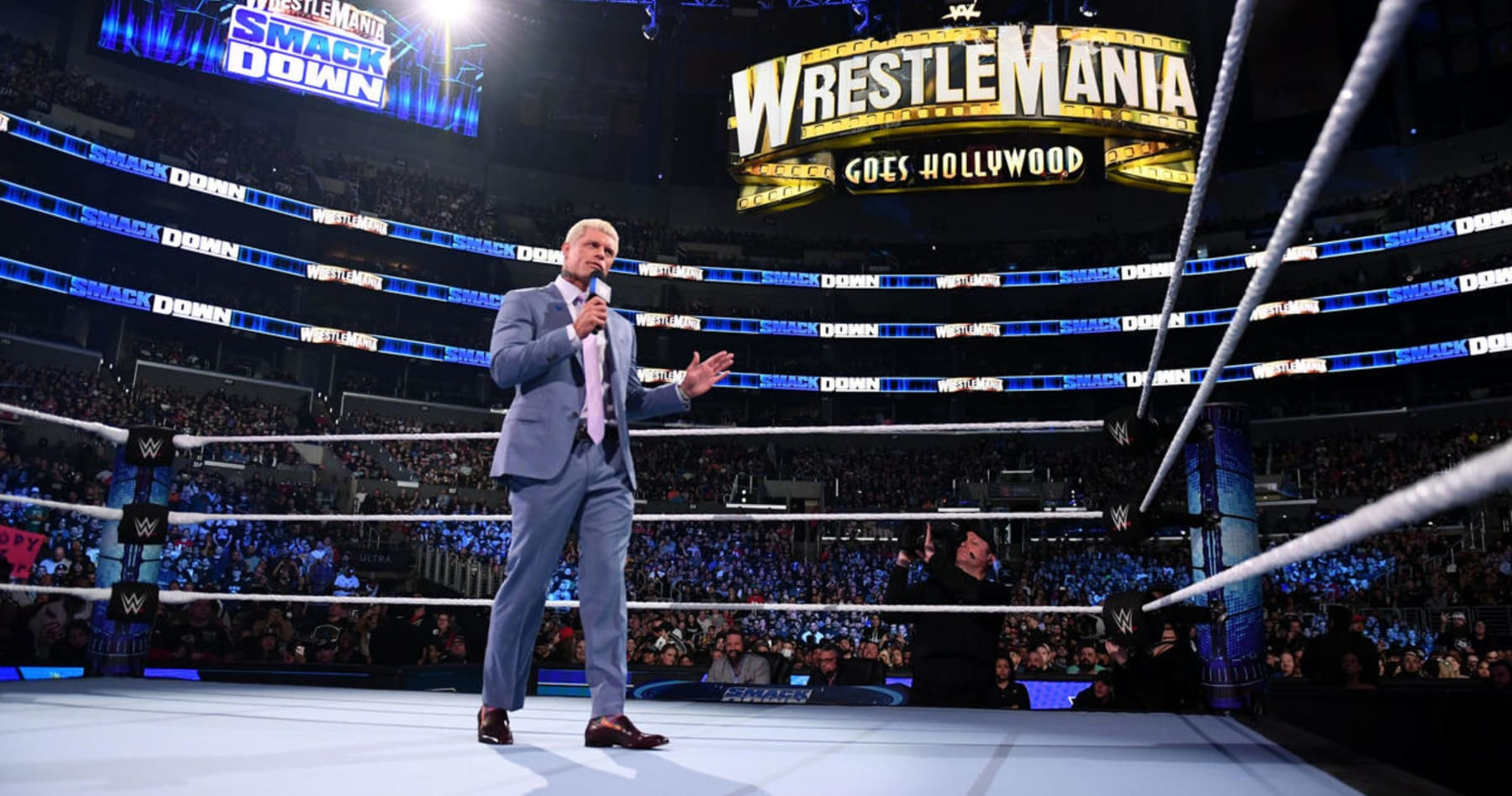 He's waiting for you - WWE Fans react to top star potentially facing LA  Knight at WrestleMania 39