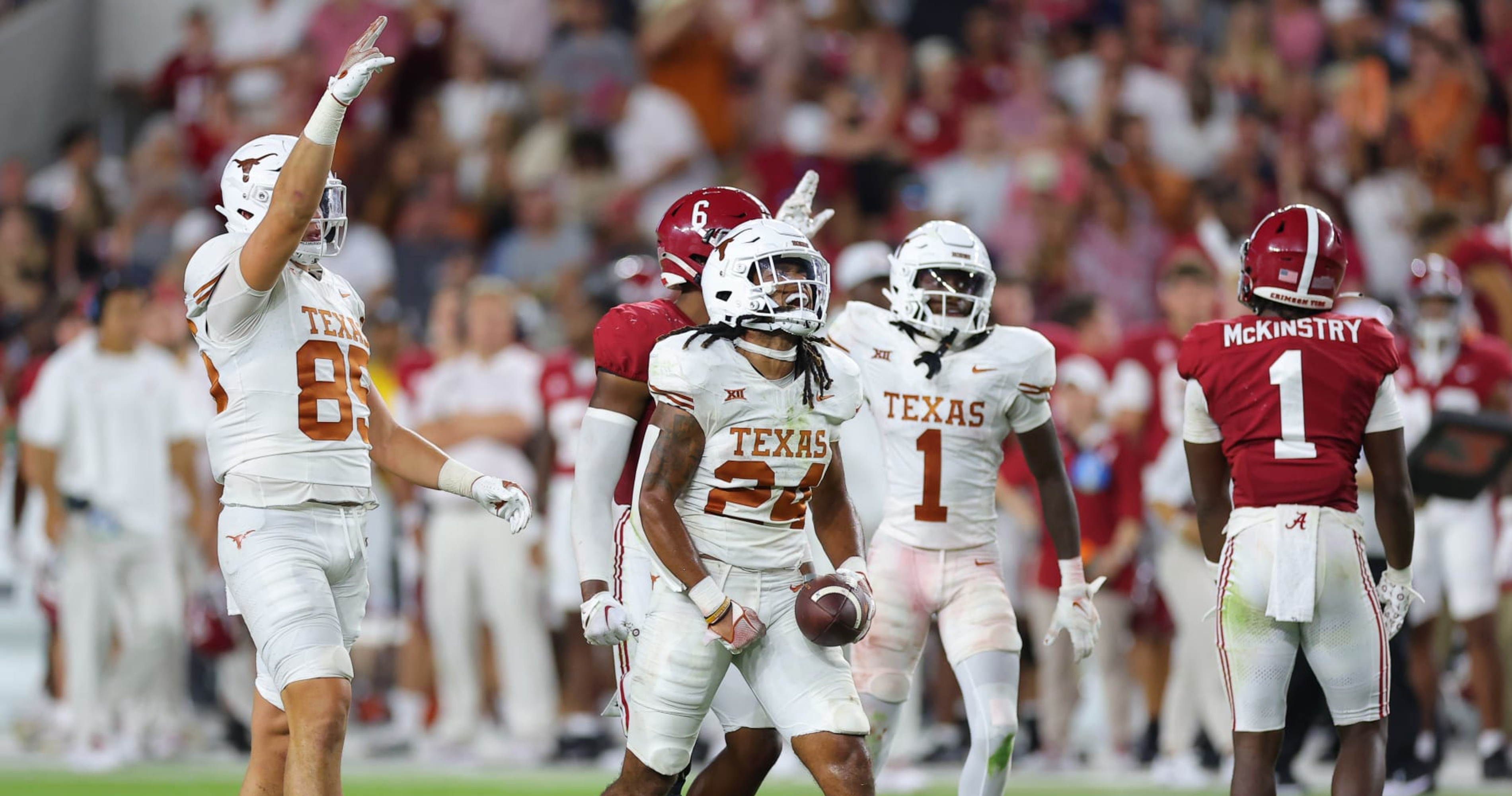 No. 11 Texas at No. 3 Alabama final score: Longhorns upset Crimson