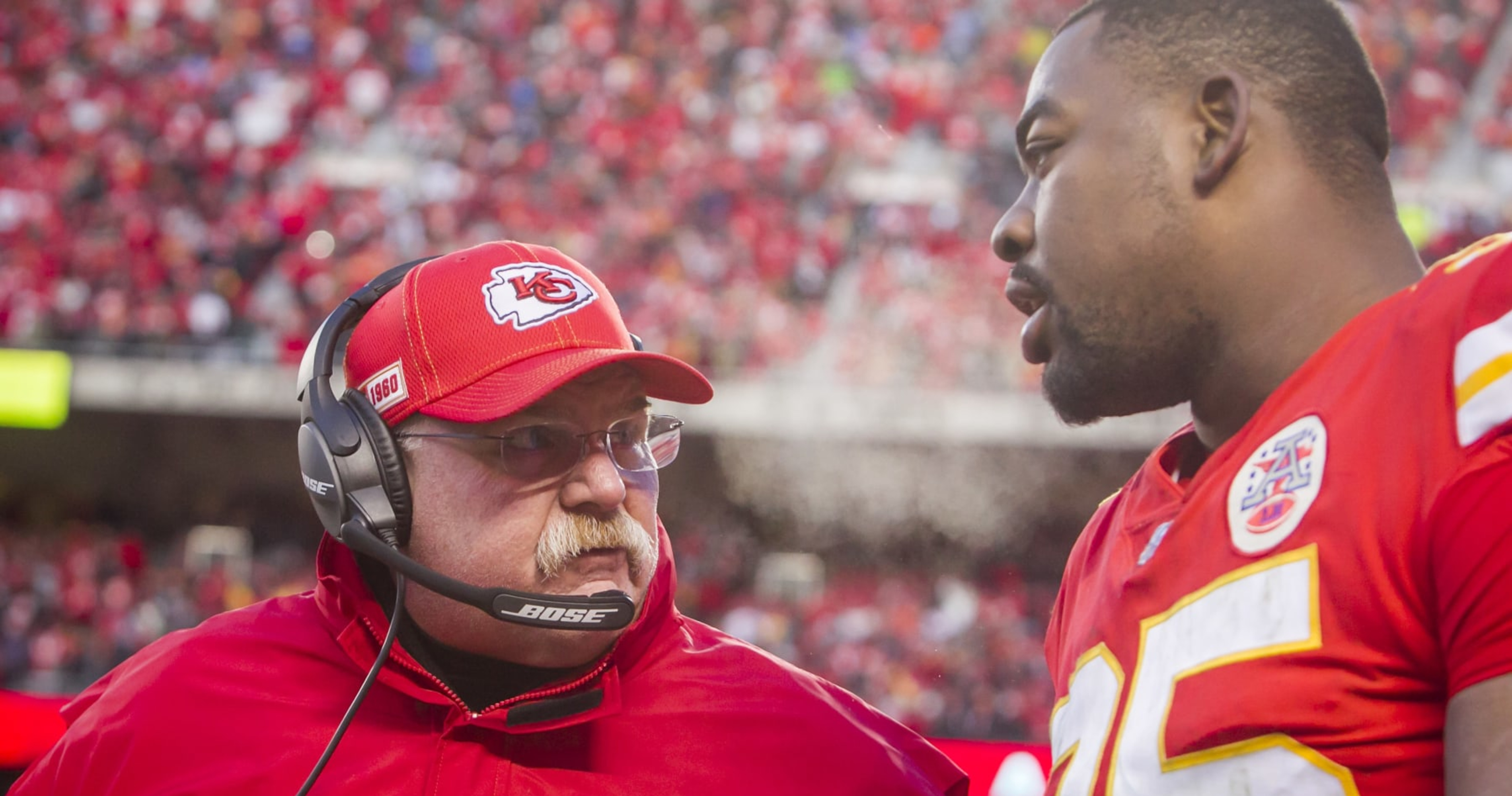 Chris Jones post 'KC… I love you' amid holdout from Chiefs, FIRST THINGS  FIRST