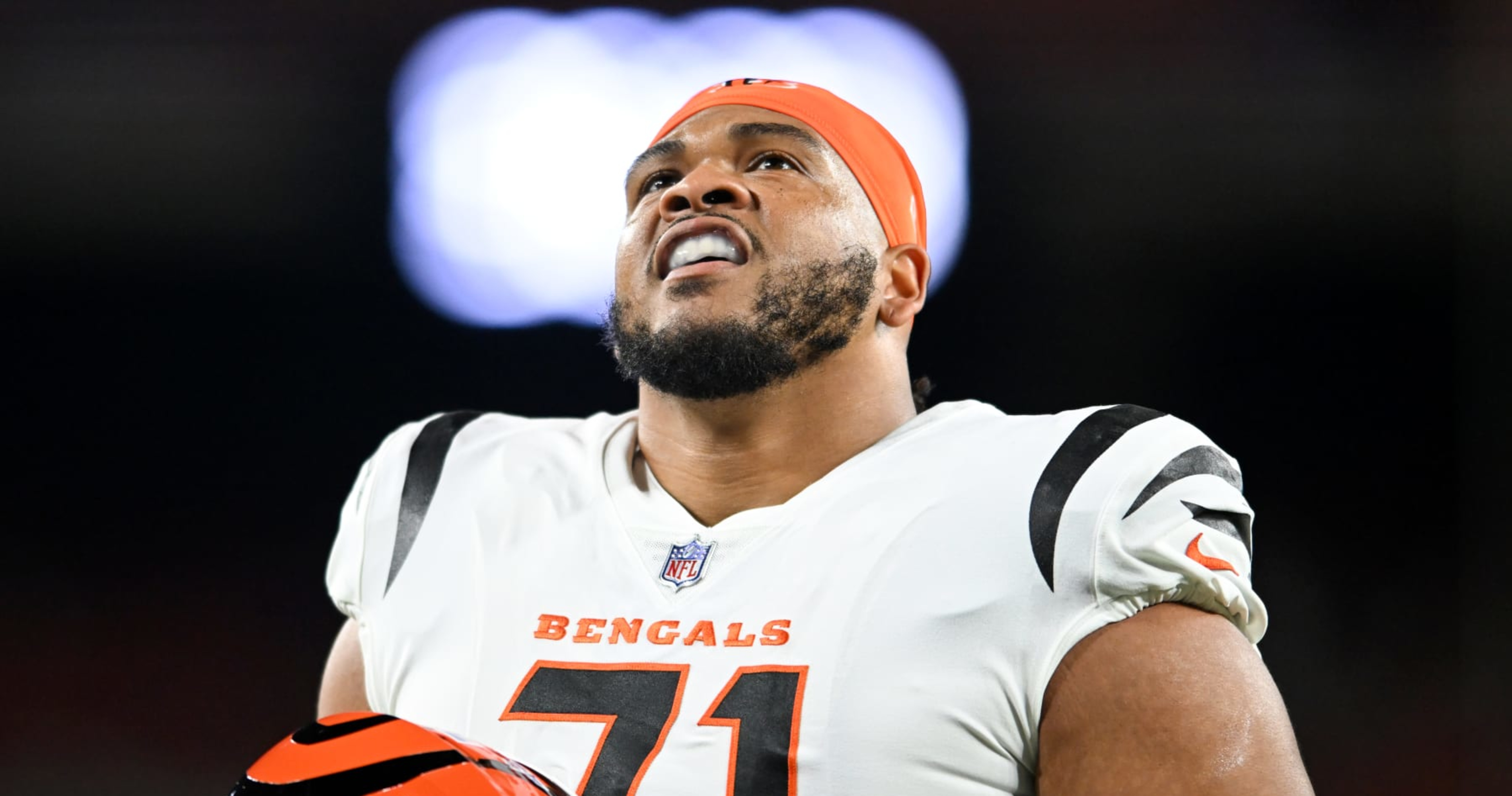 Ex-Cowboys T La'el Collins Back on Market After Bengals Release