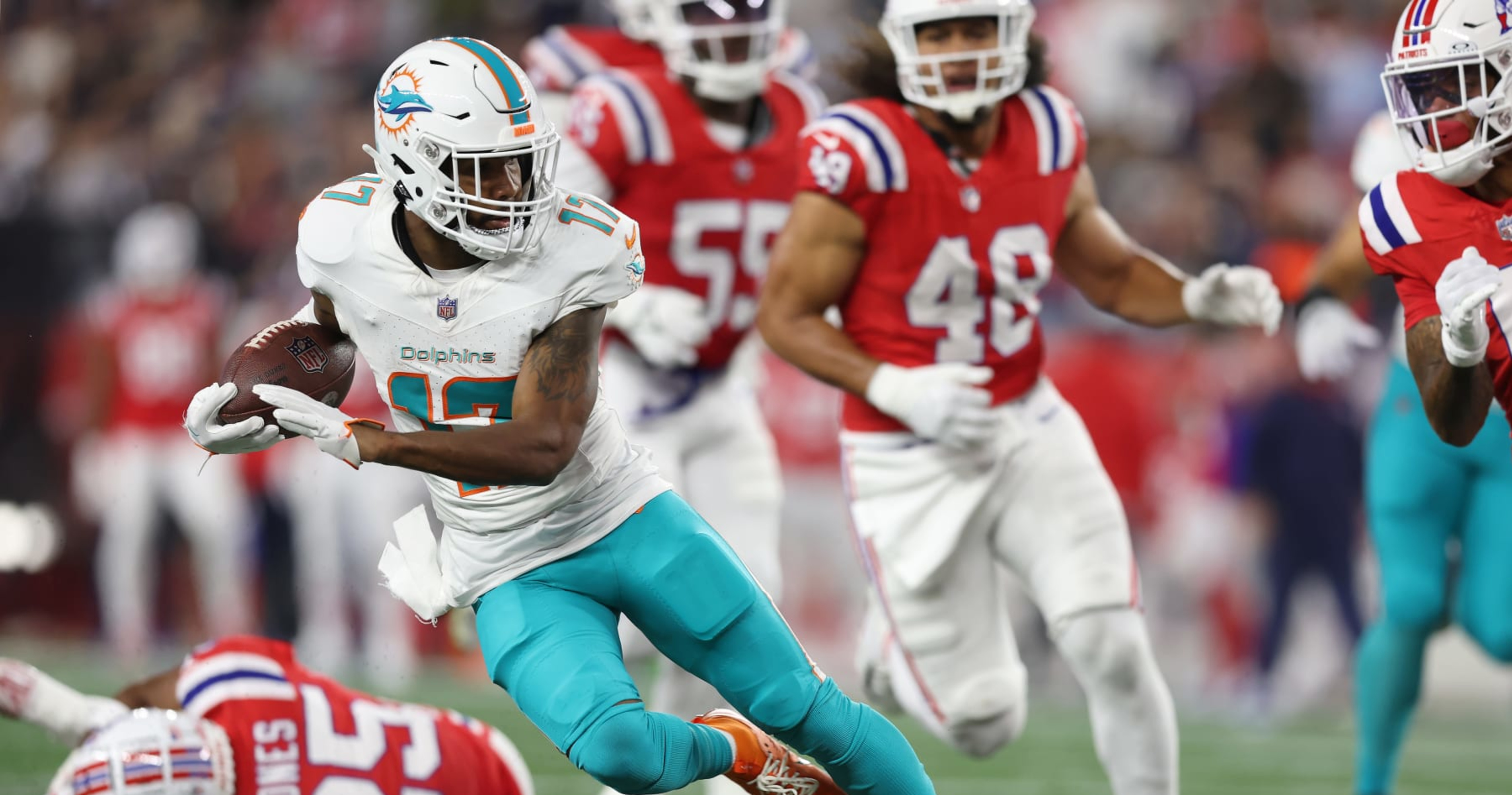 What Time Does Miami Dolphins Play Tomorrow?