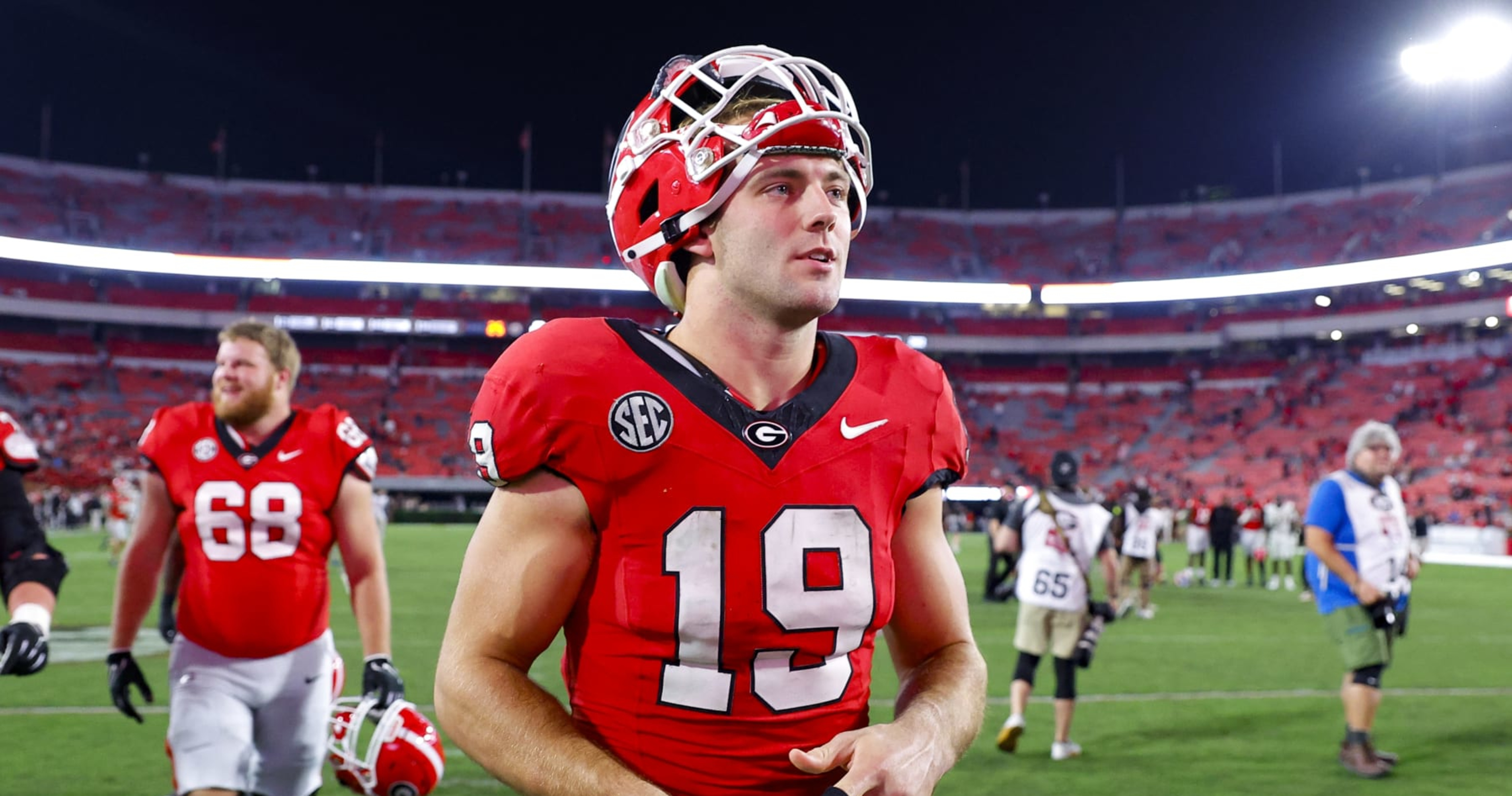 Georgia Bulldogs #19 Brock Bowers White College Football Jersey