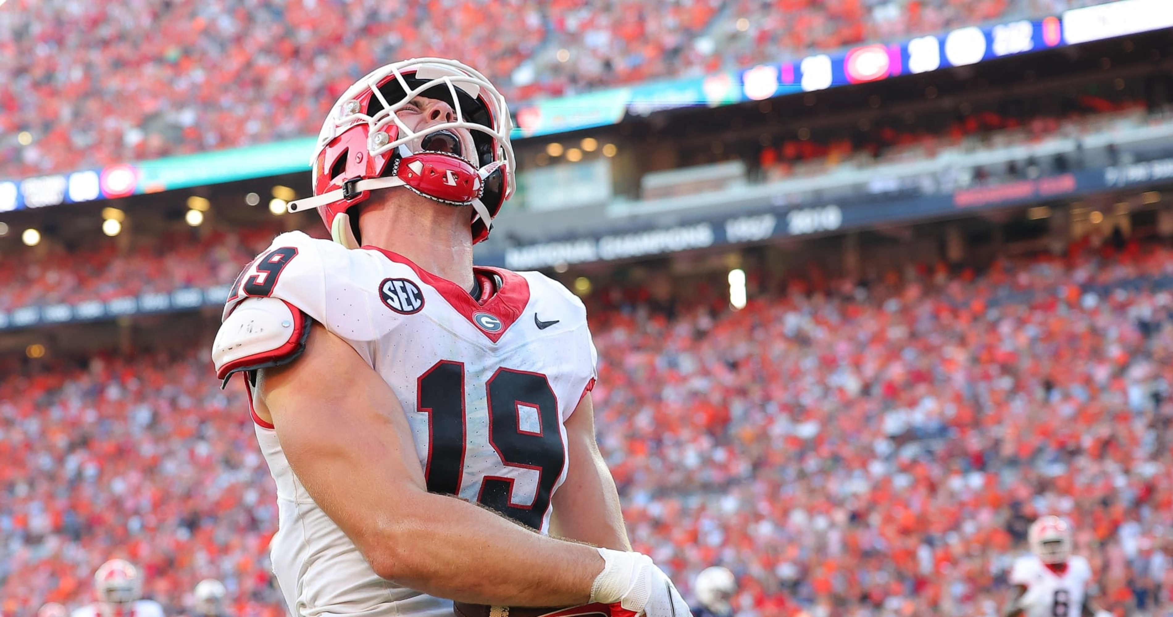 Georgia Bulldogs Brock Bowers UGA SEC Champs T-Shirt