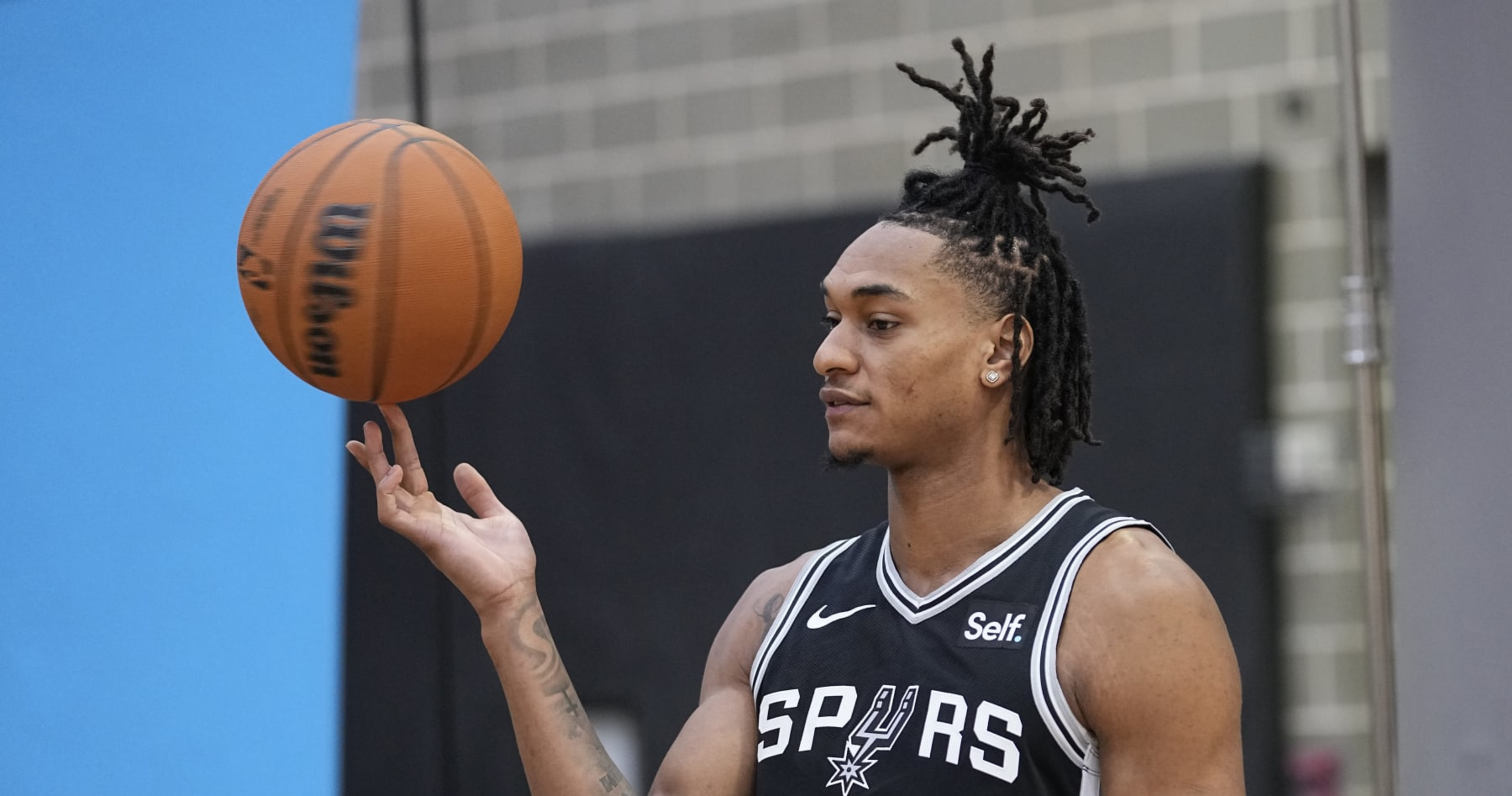 Spurs extend Devin Vassell's contract, giving Wembanyama a sharpshooter for  5 more years