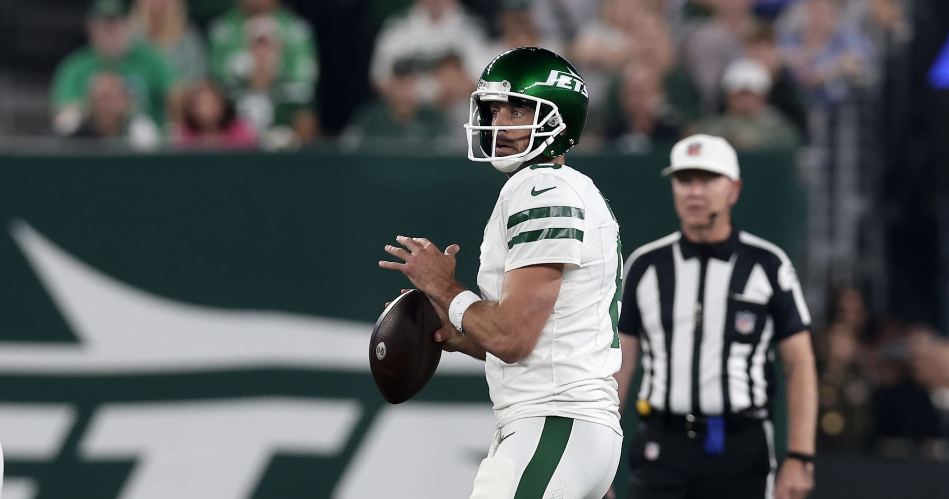 Jets' Aaron Rodgers suffers season-ending Achilles injury – NBC