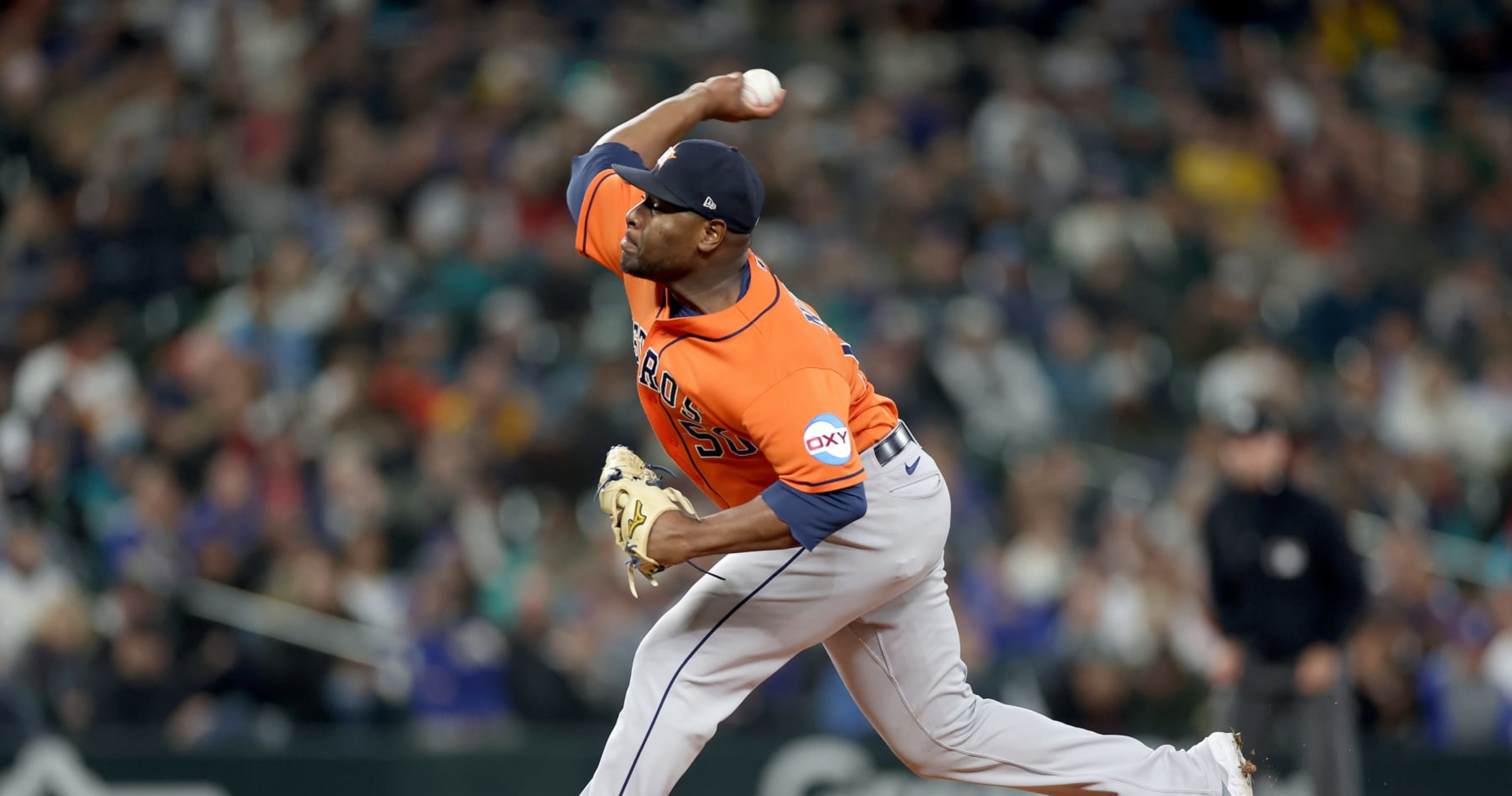 Astros' Hector Neris Reportedly Fined for Exchange with Mariners' Julio ...